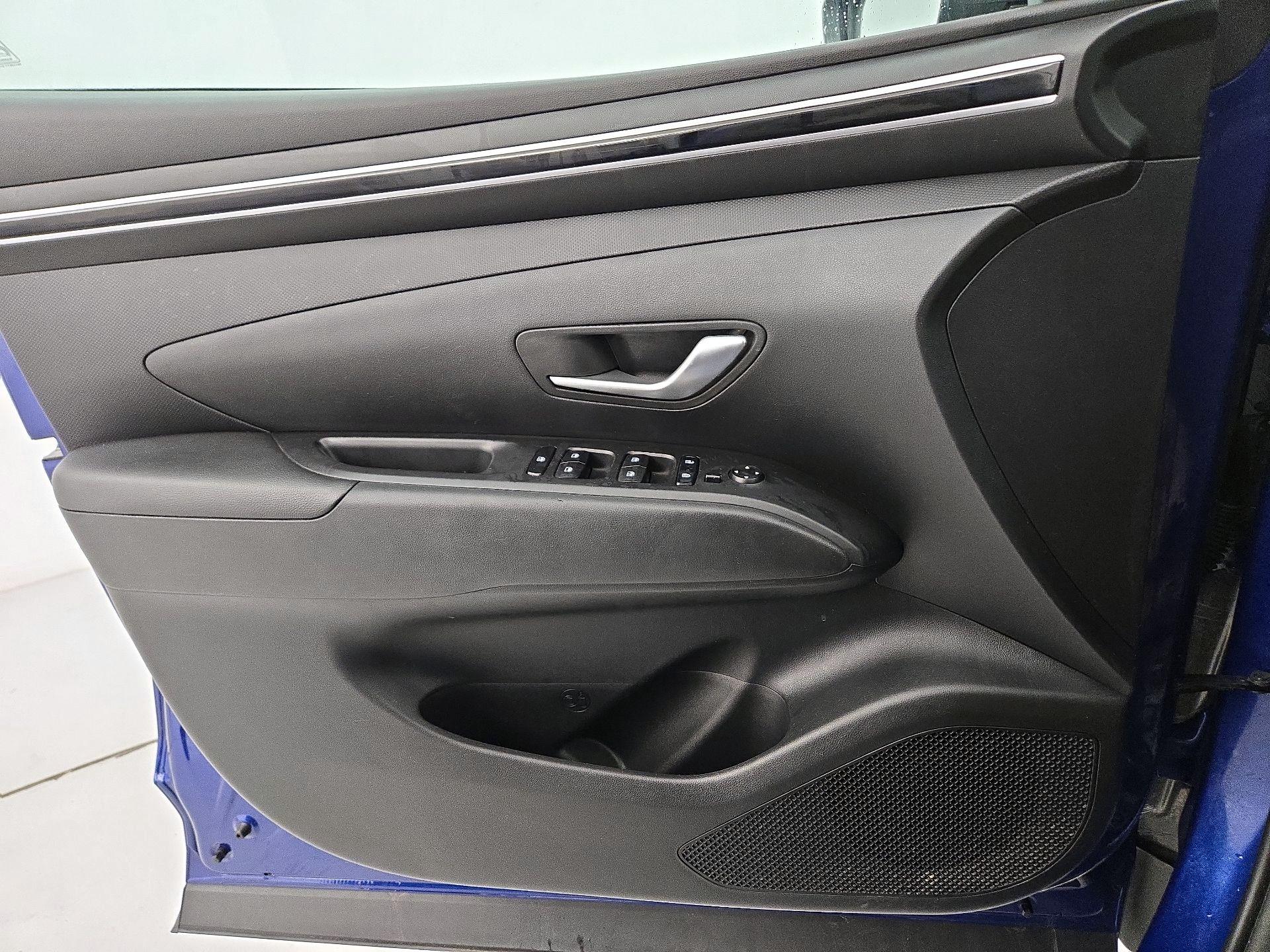 Thumbnail: 2022 Hyundai Tucson - 12