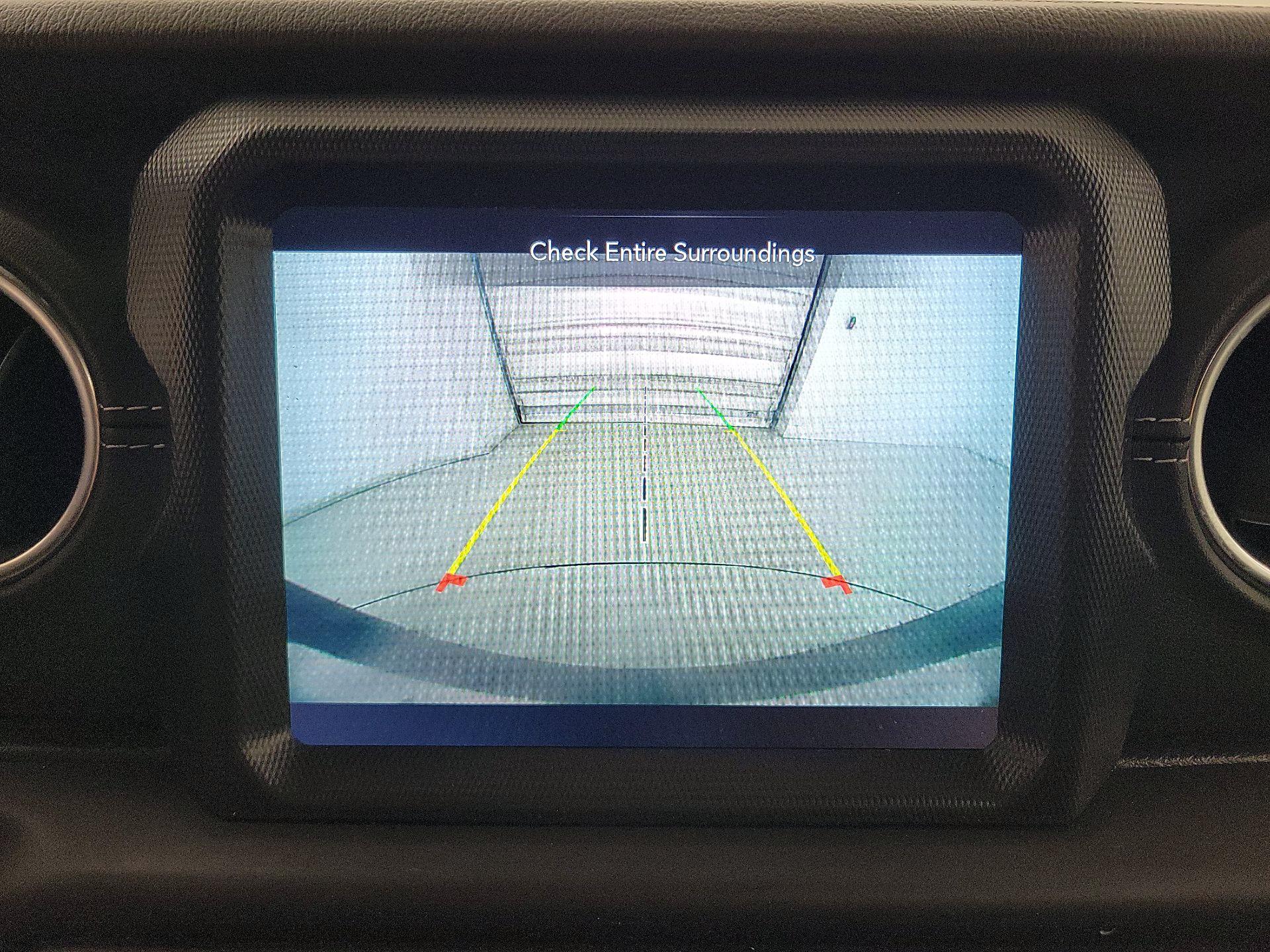 Thumbnail: 2021 Jeep Wrangler - 15