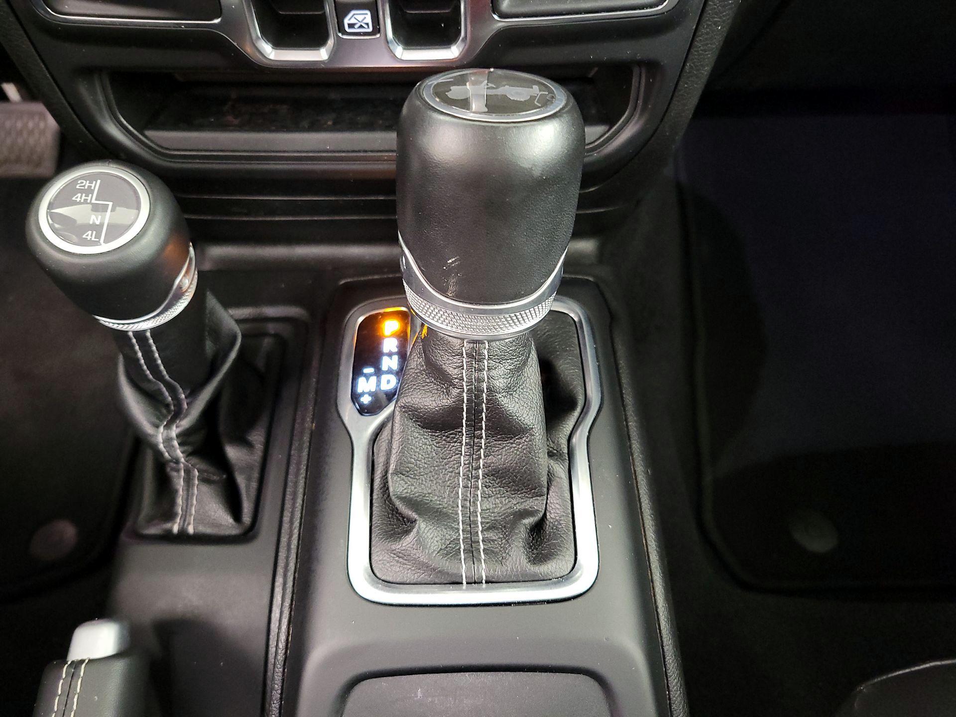 Thumbnail: 2021 Jeep Wrangler - 18