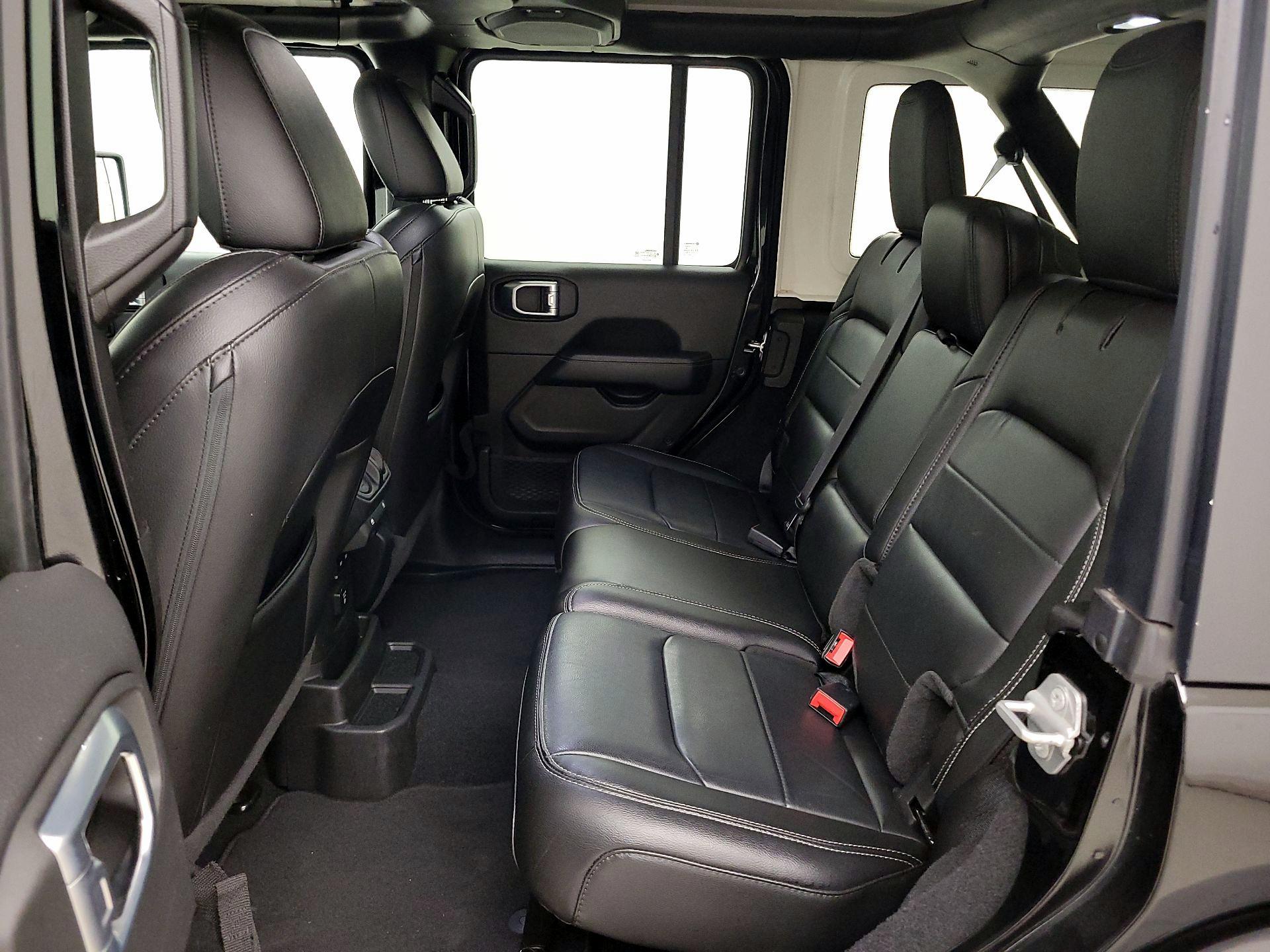 Thumbnail: 2021 Jeep Wrangler - 20