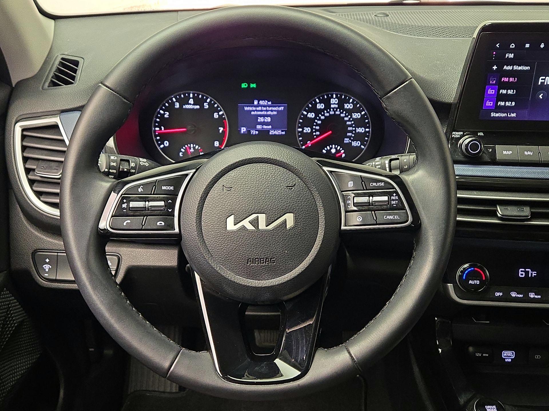 Thumbnail: 2023 Kia Seltos - 10