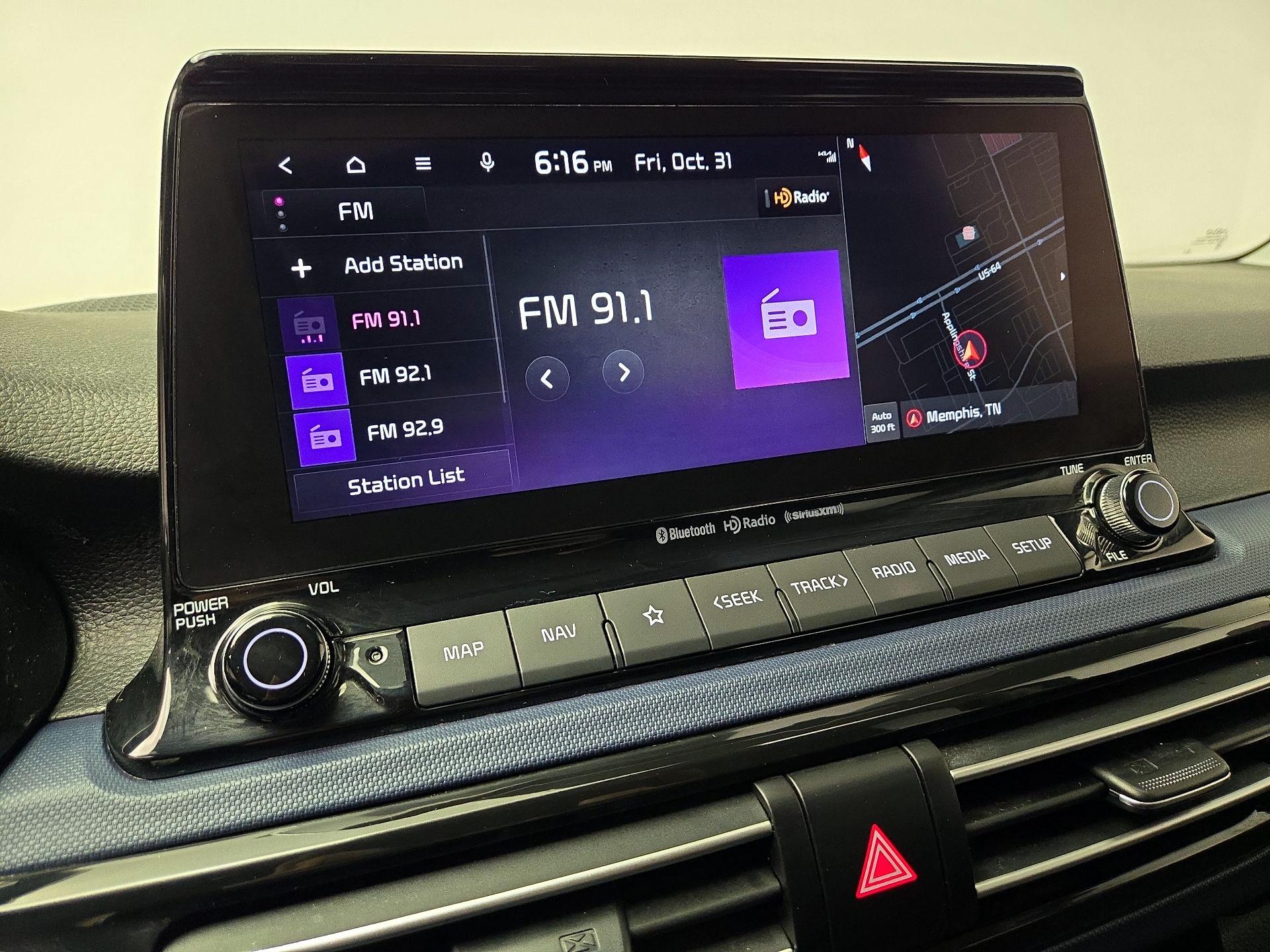 Thumbnail: 2023 Kia Seltos - 16