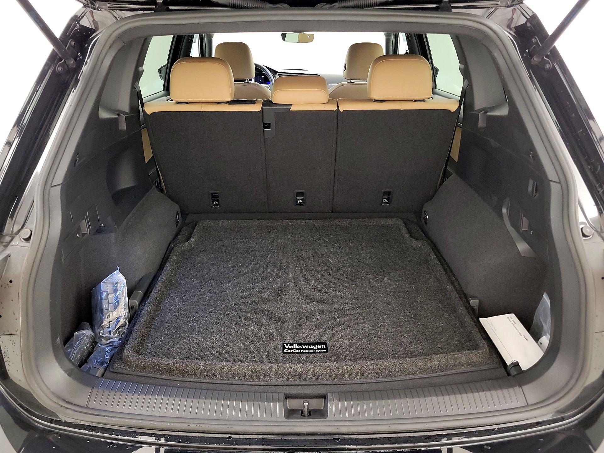 Thumbnail: 2022 Volkswagen Tiguan - 20