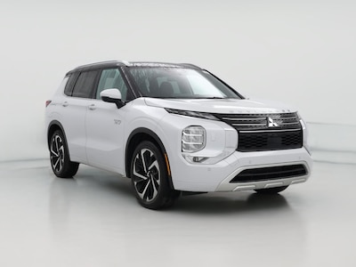 White 2023 Mitsubishi Outlander Plug in Hybrid SEL