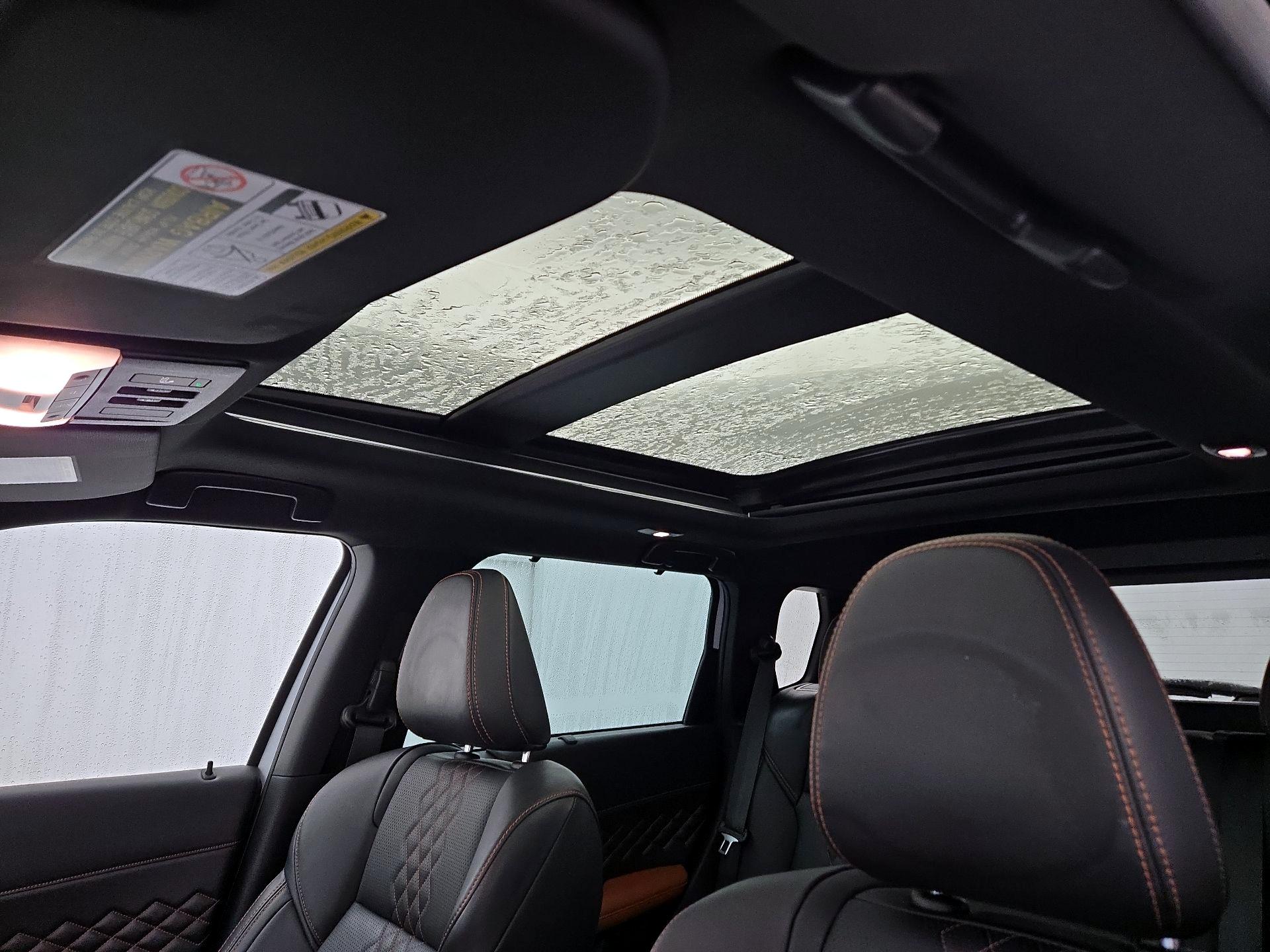 Thumbnail: 2023 Mitsubishi Outlander - 20