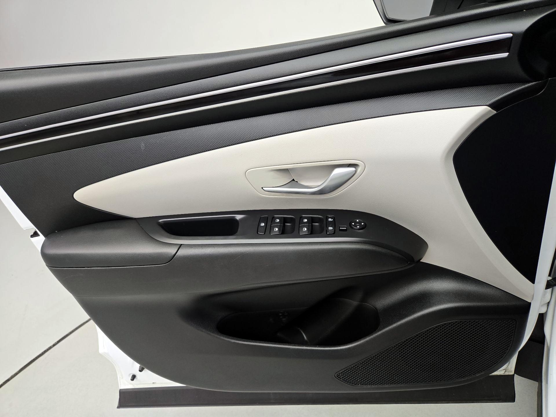 Thumbnail: 2022 Hyundai Tucson - 12
