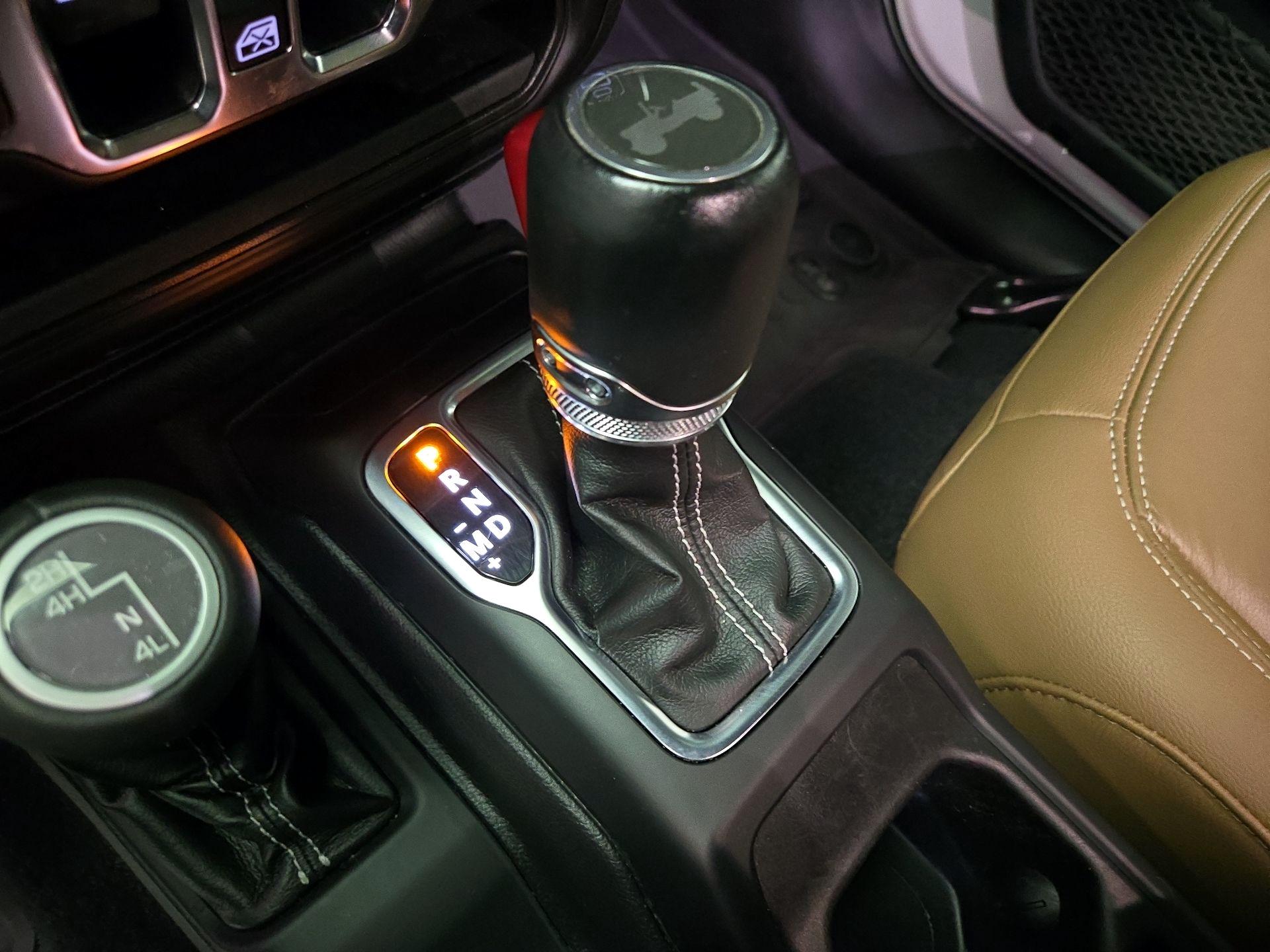 Thumbnail: 2022 Jeep Wrangler - 18