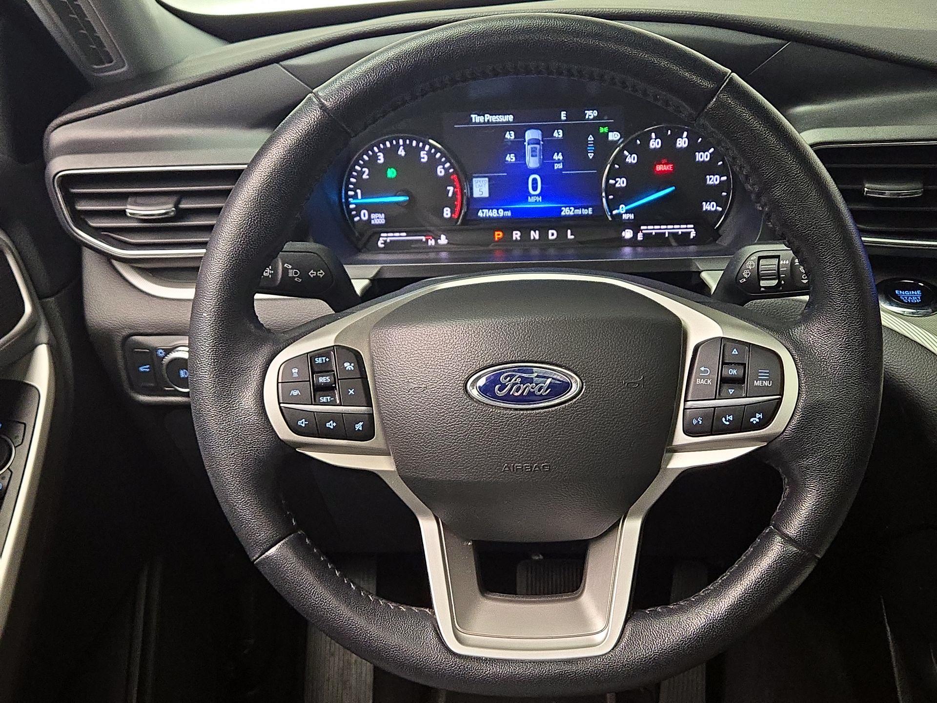 Thumbnail: 2022 Ford Explorer - 10