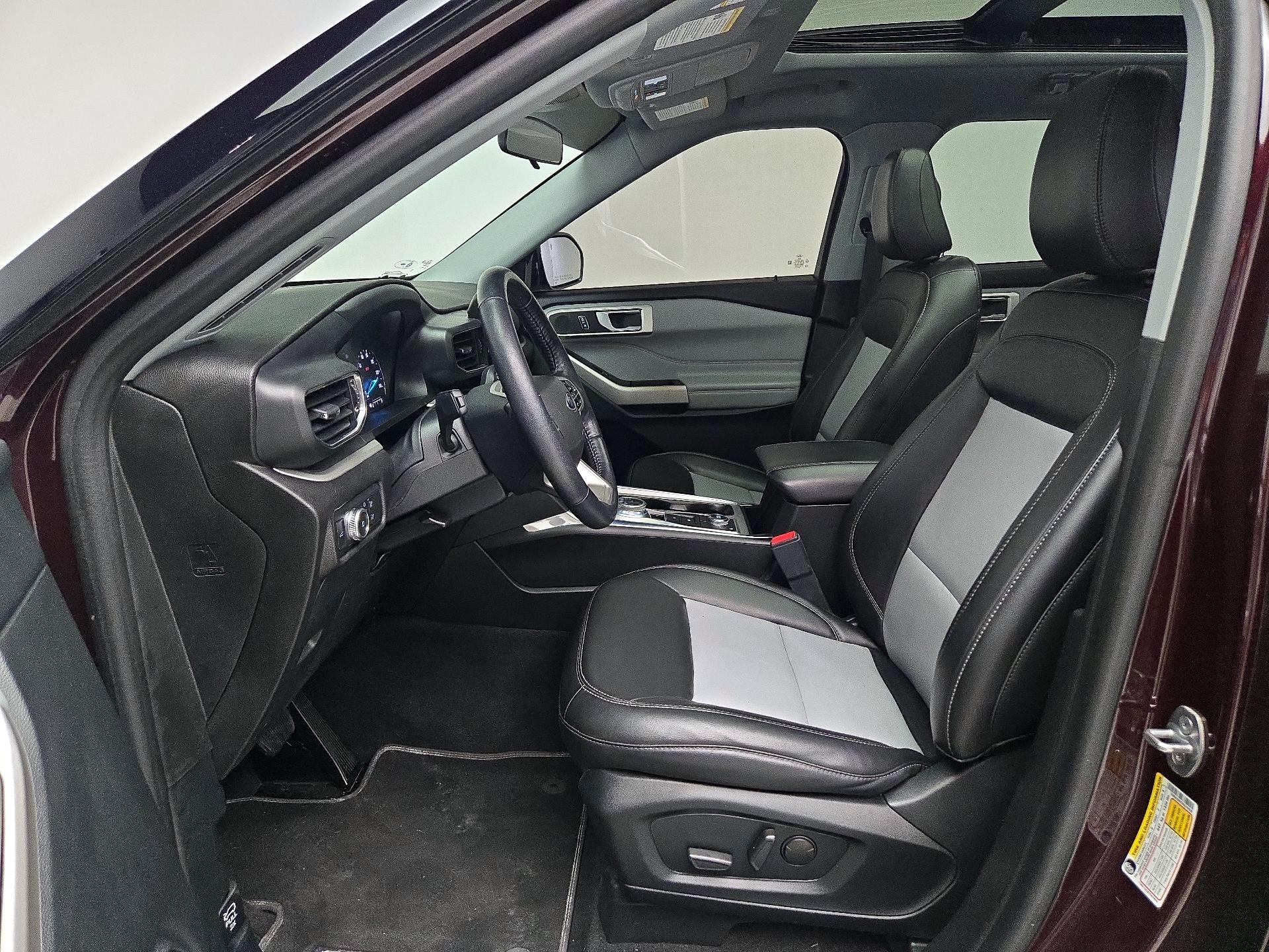 Thumbnail: 2022 Ford Explorer - 11