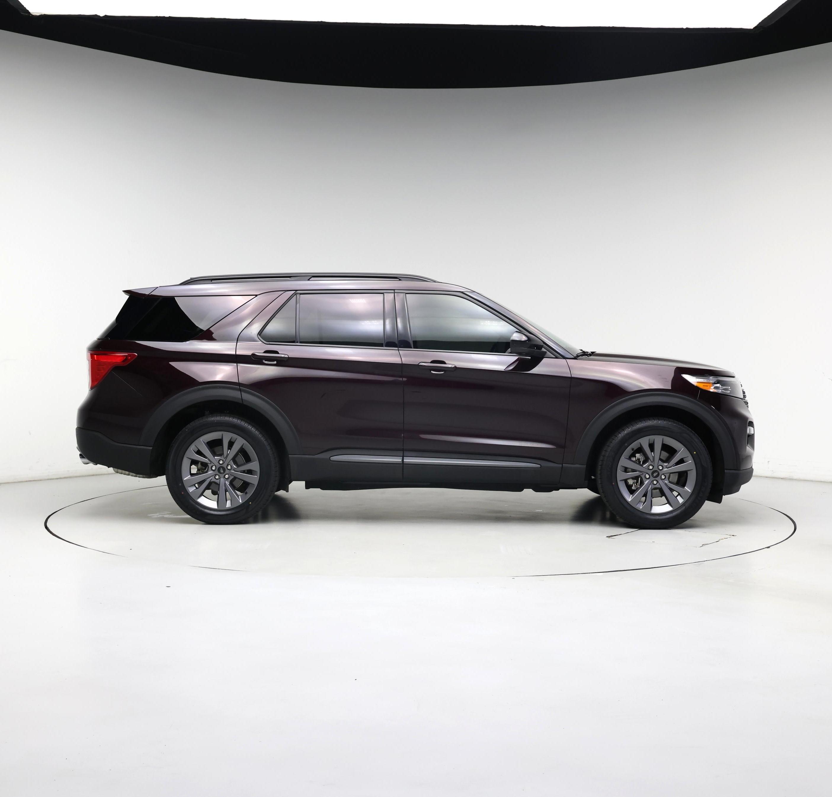 Thumbnail: 2022 Ford Explorer - 7