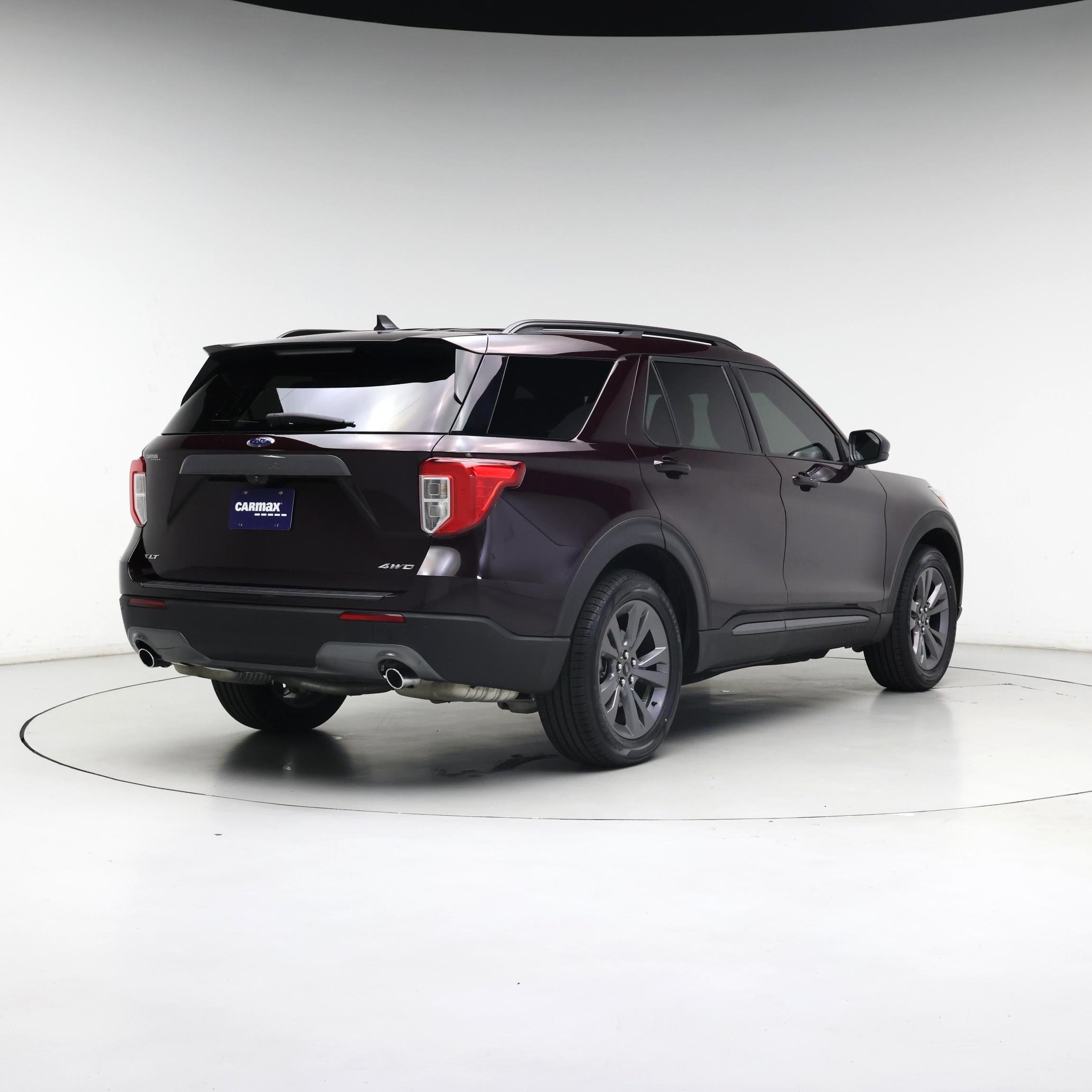 Thumbnail: 2022 Ford Explorer - 8