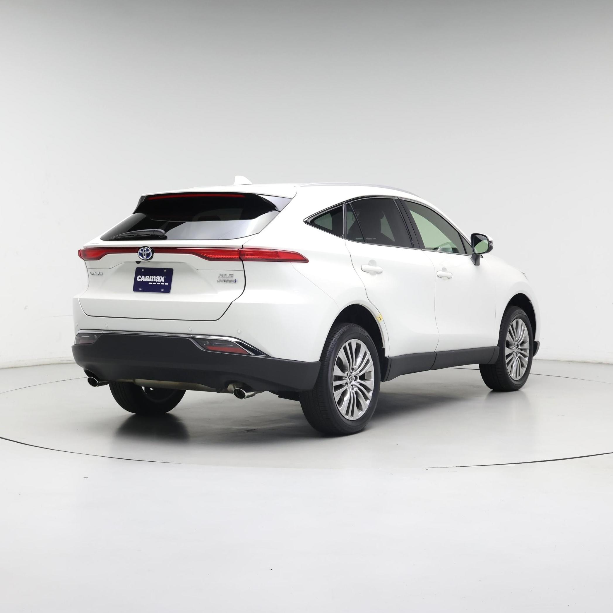 Thumbnail: 2022 Toyota Venza - 8