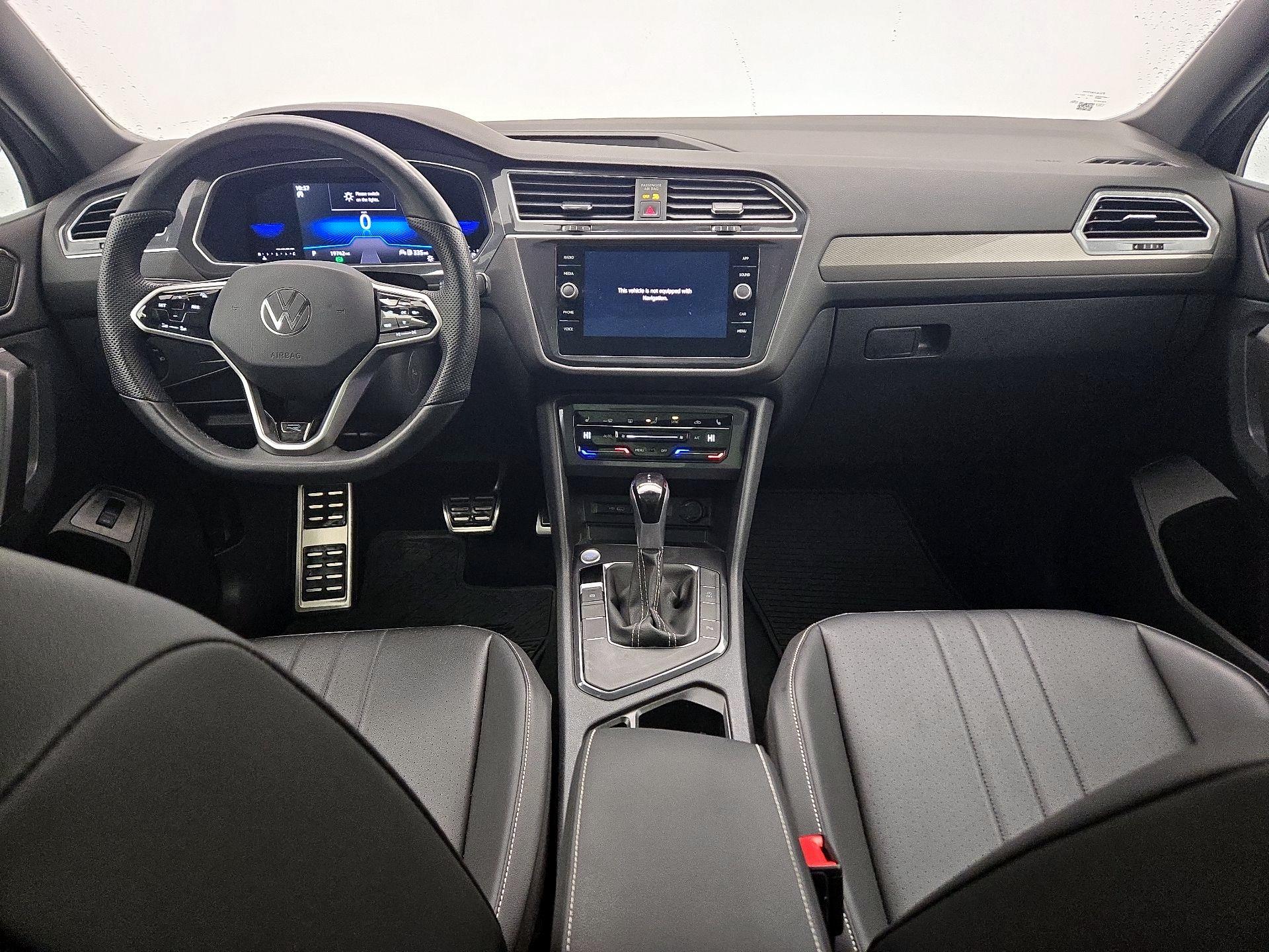 Thumbnail: 2022 Volkswagen Tiguan - 9