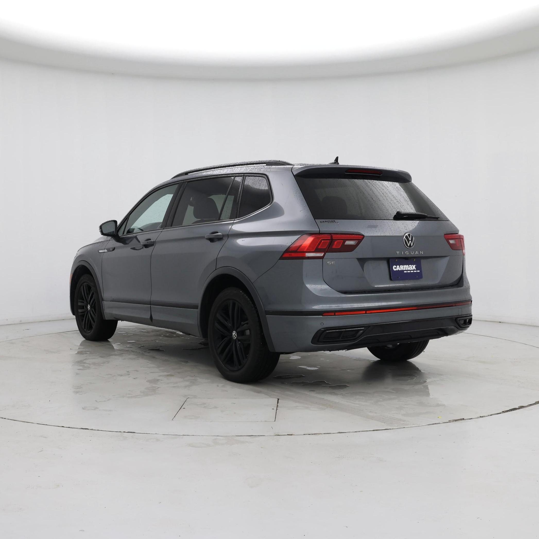 Thumbnail: 2022 Volkswagen Tiguan - 2