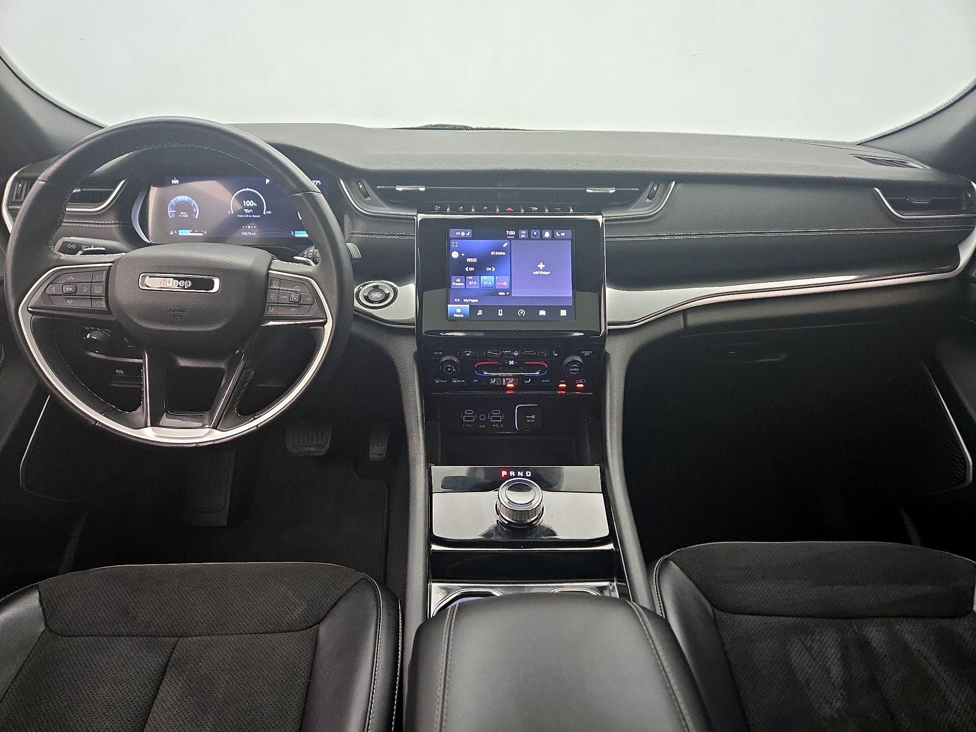 Thumbnail: 2022 Jeep Grand Cherokee - 9