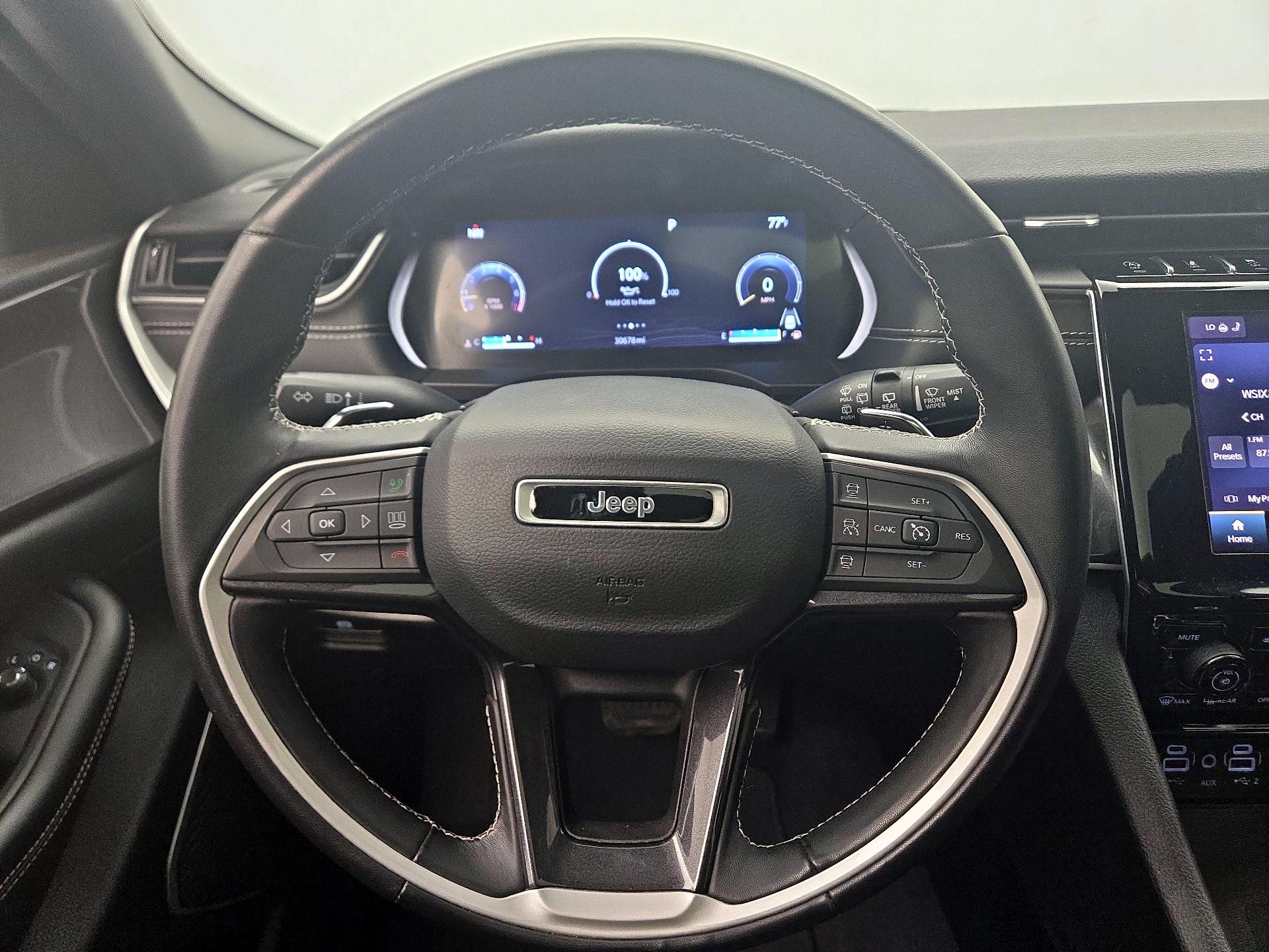 Thumbnail: 2022 Jeep Grand Cherokee - 10