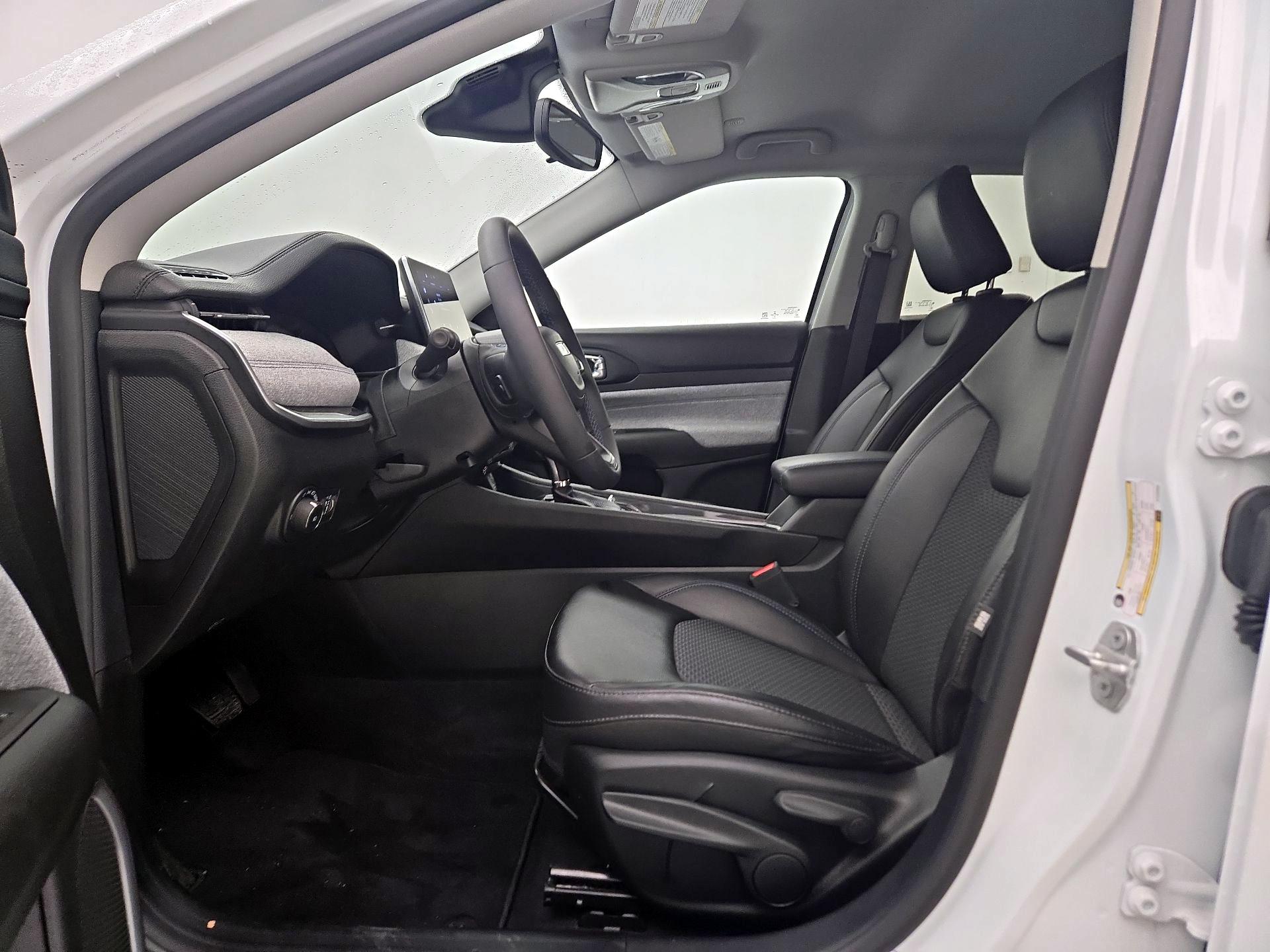 Thumbnail: 2022 Jeep Compass - 11