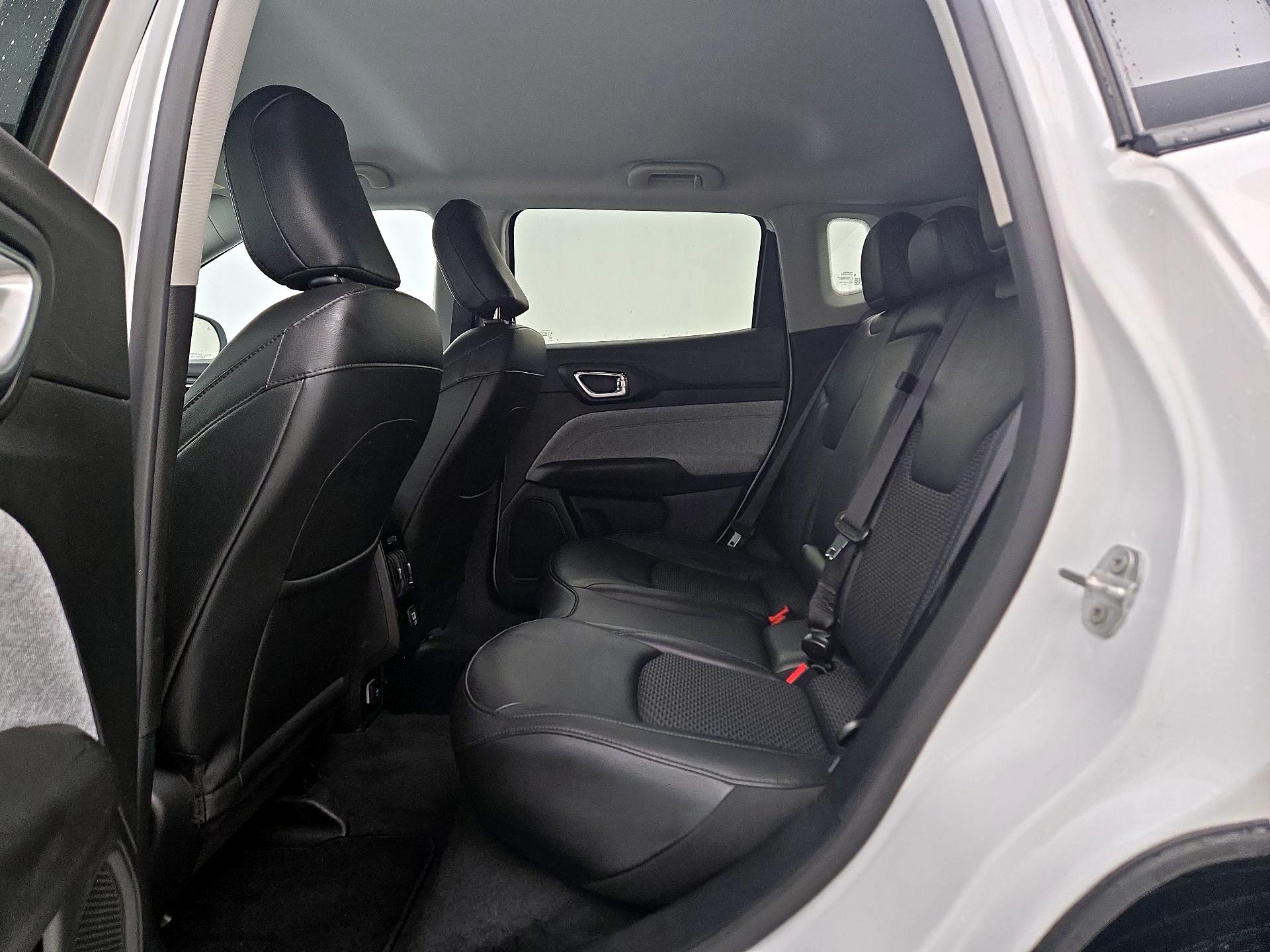 Thumbnail: 2022 Jeep Compass - 19