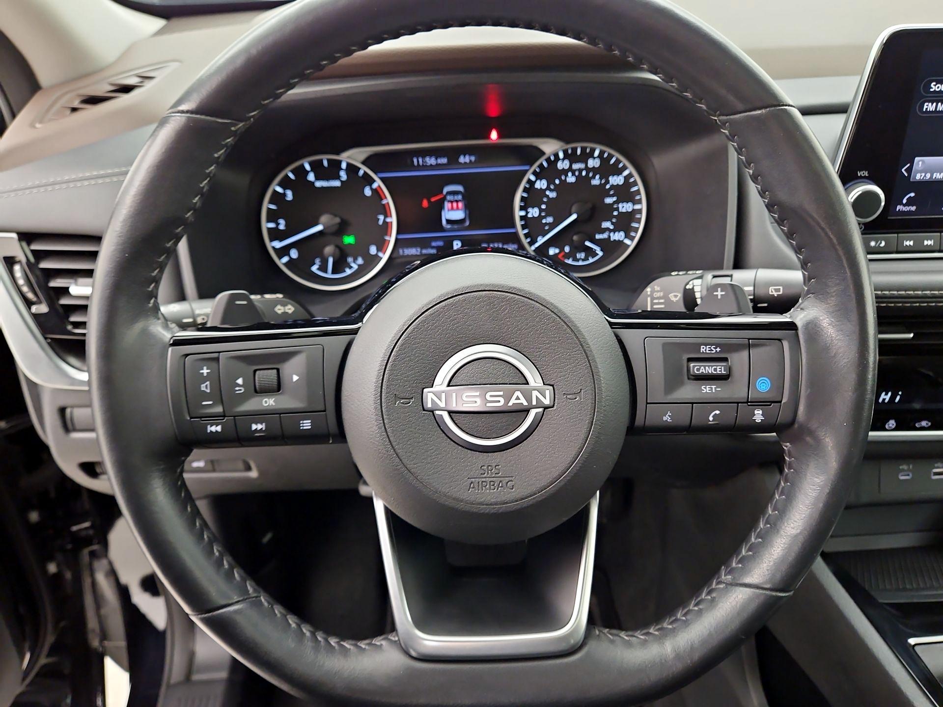 Thumbnail: 2023 Nissan Rogue - 10