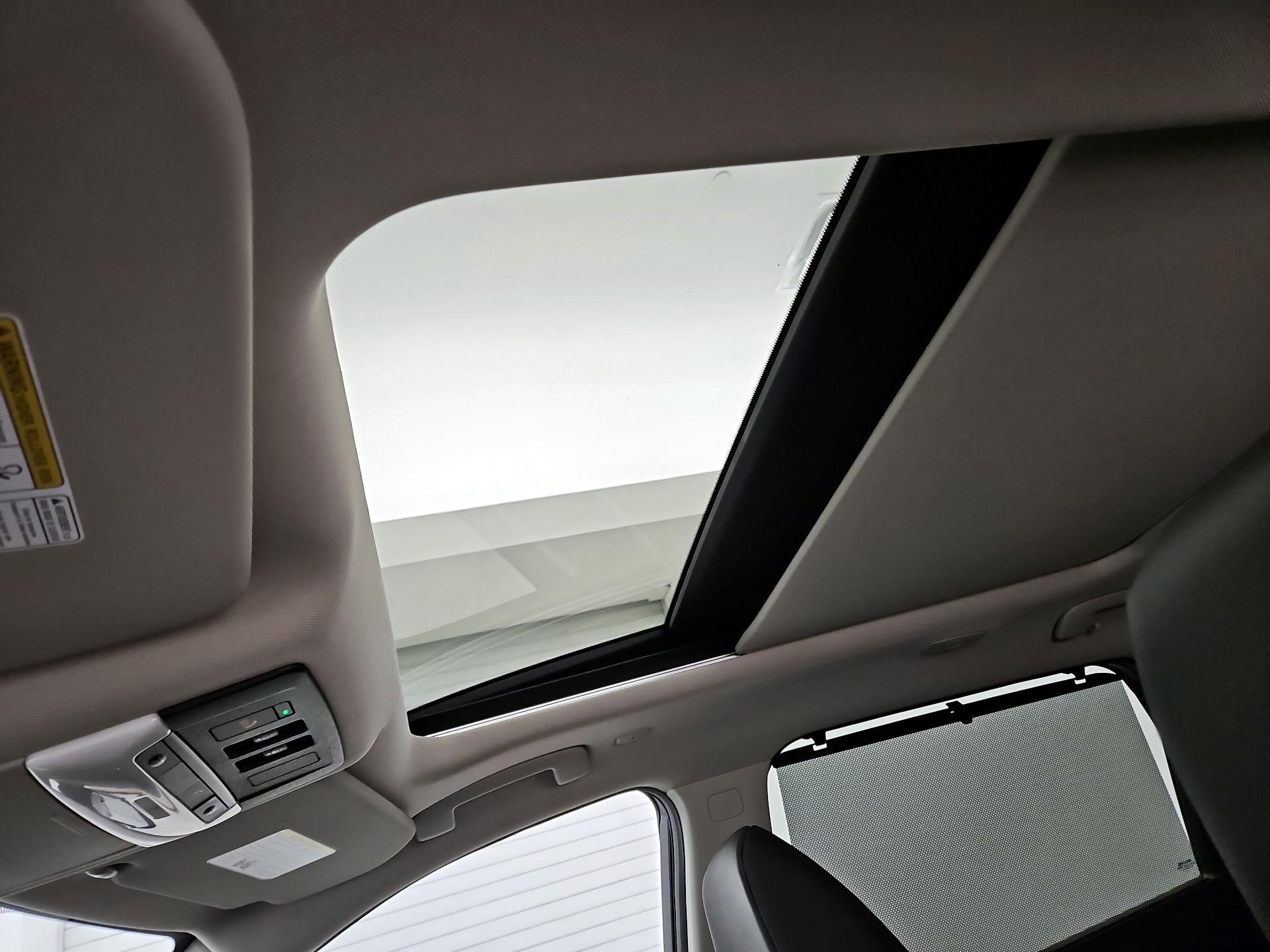 Thumbnail: 2023 Nissan Rogue - 19