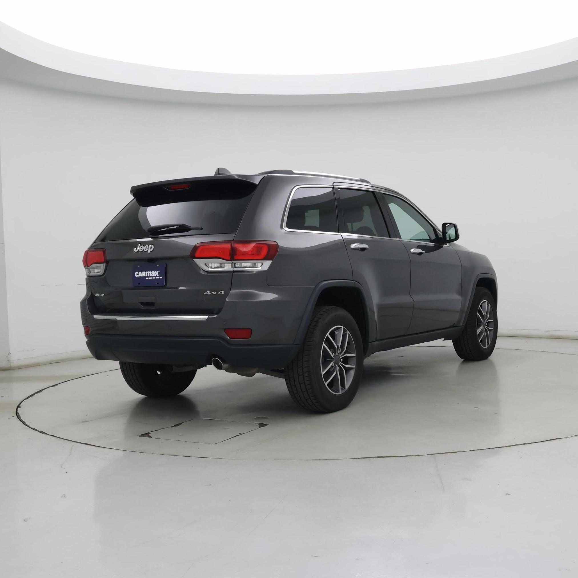 Thumbnail: 2020 Jeep Grand Cherokee - 8