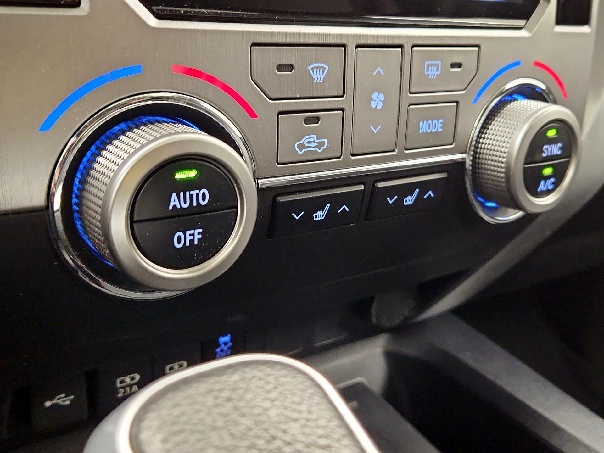 Thumbnail: 2020 Toyota Tundra - 17