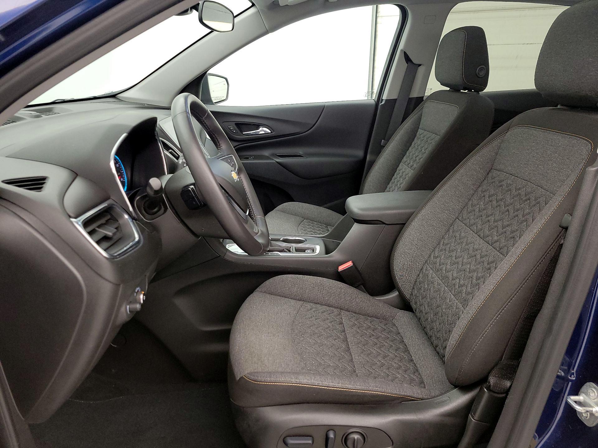 Thumbnail: 2022 Chevrolet Equinox - 11