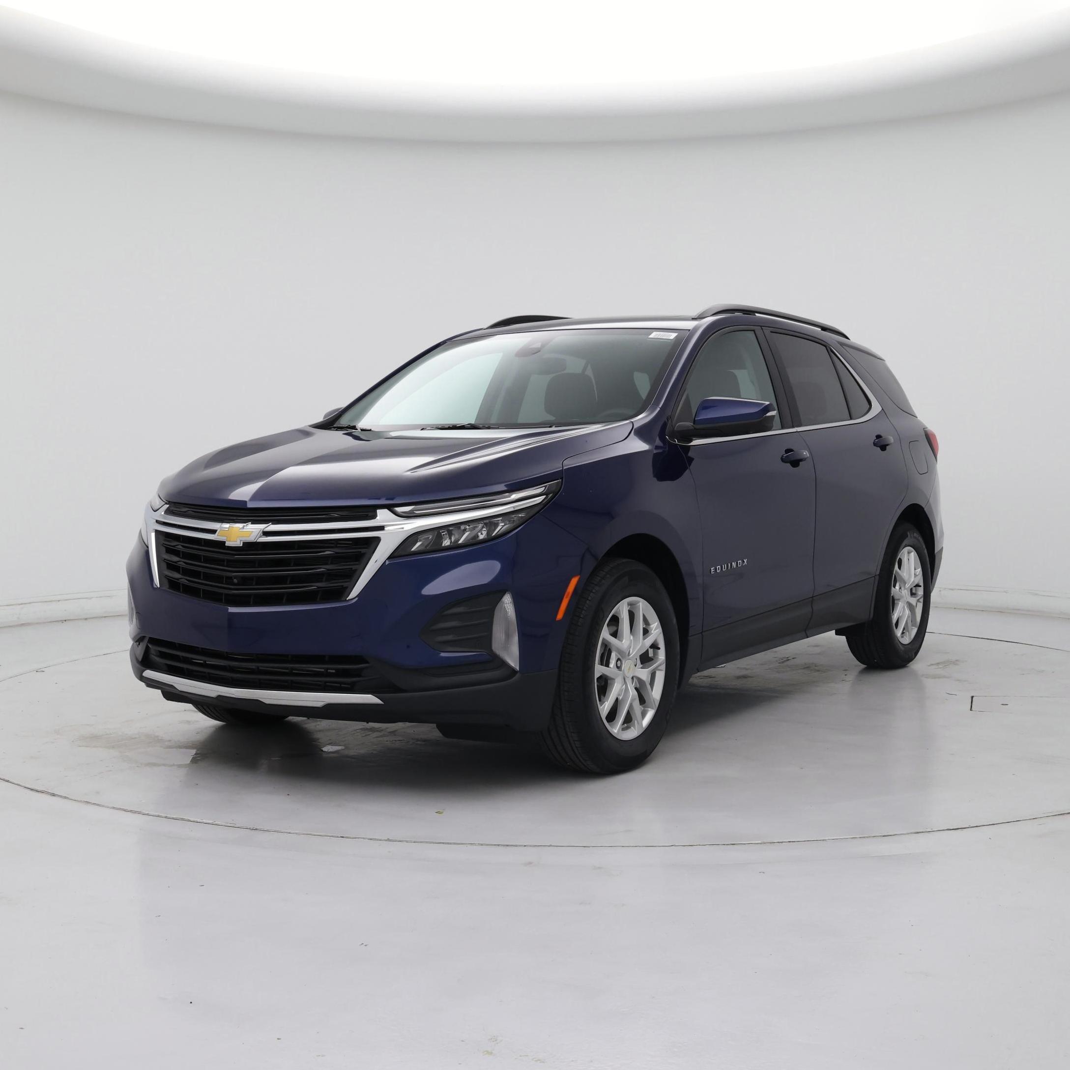 Thumbnail: 2022 Chevrolet Equinox - 4