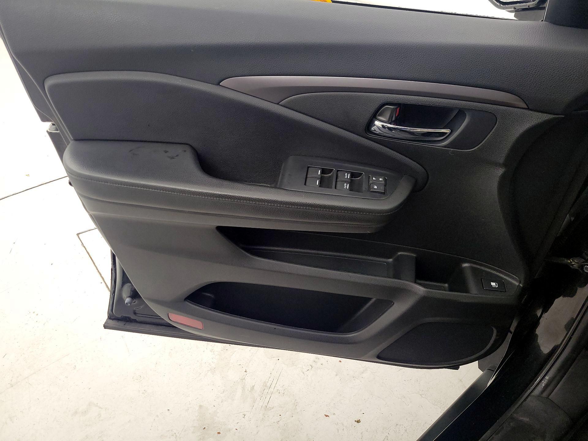 Thumbnail: 2021 Honda Passport - 12