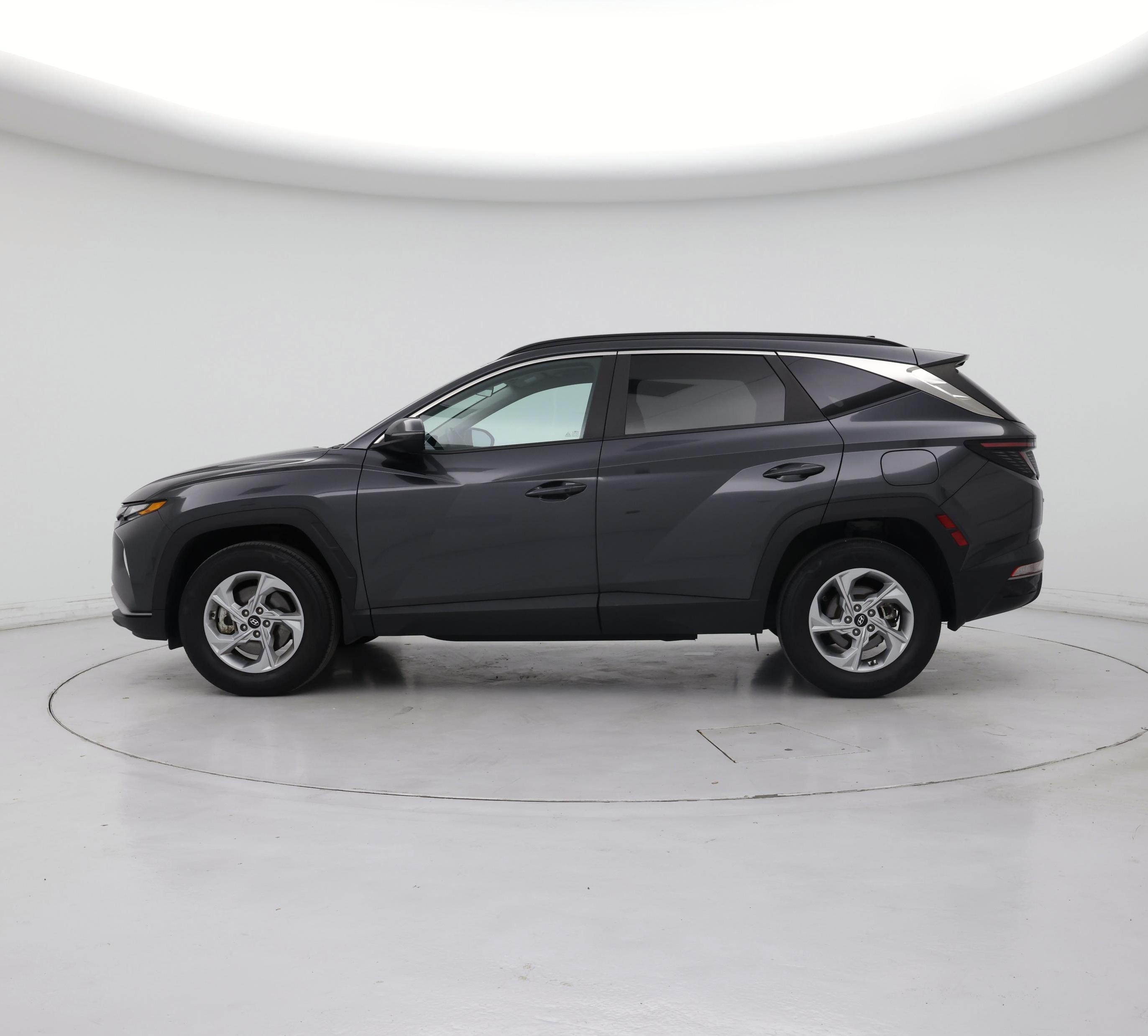 Thumbnail: 2022 Hyundai Tucson - 3