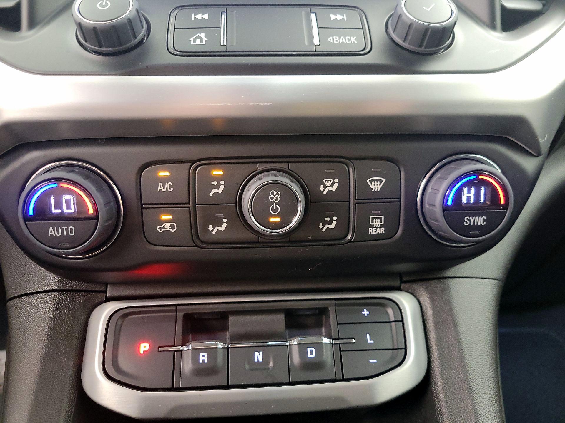 Thumbnail: 2023 GMC Acadia - 16