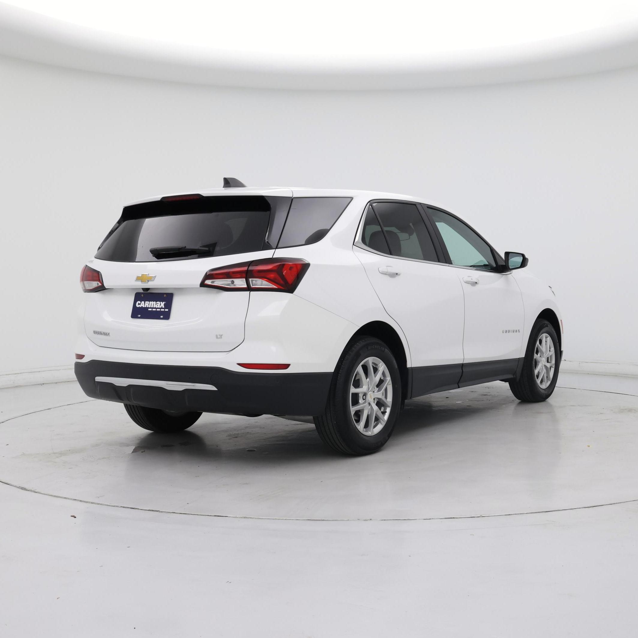 Thumbnail: 2022 Chevrolet Equinox - 8