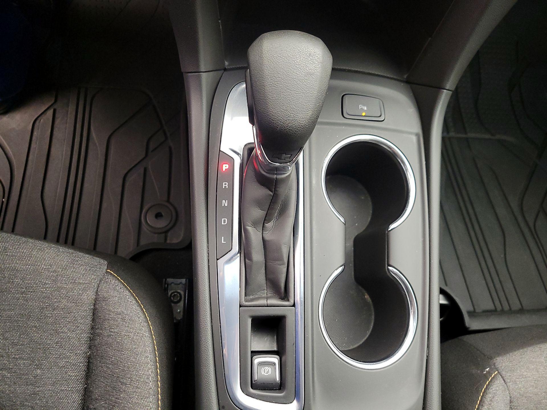 Thumbnail: 2023 Chevrolet Equinox - 17