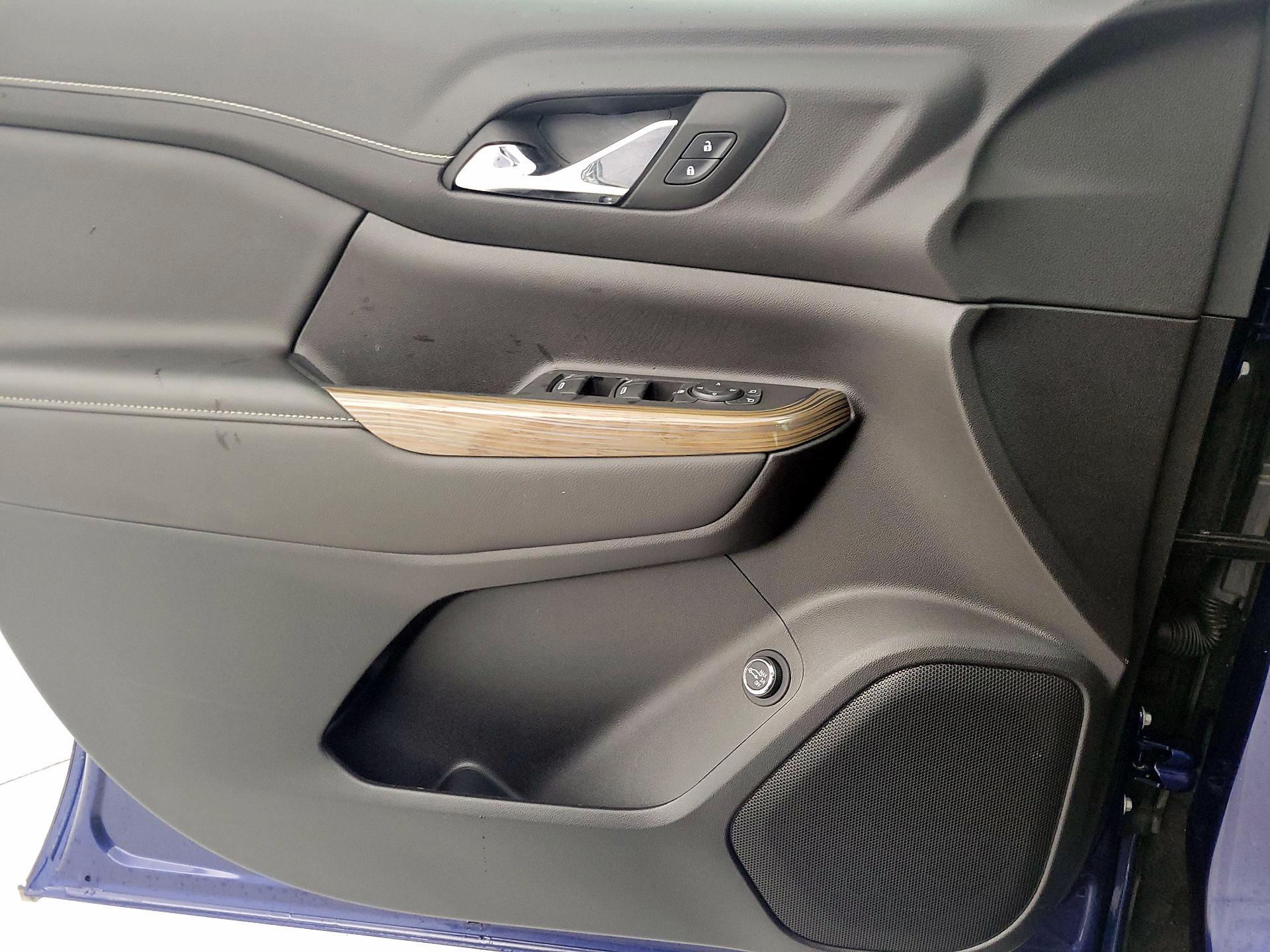 Thumbnail: 2023 GMC Acadia - 12