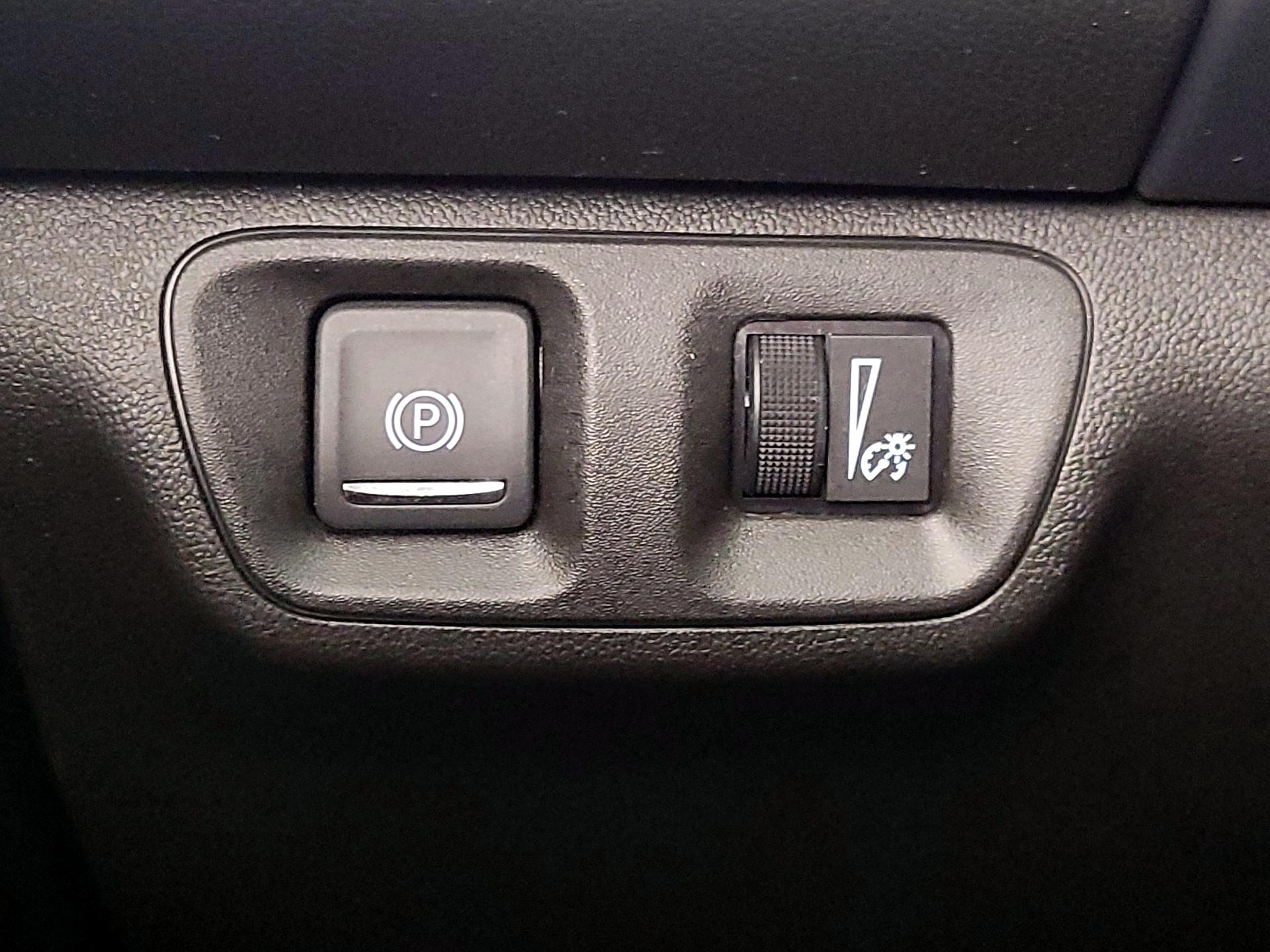 Thumbnail: 2023 GMC Acadia - 13