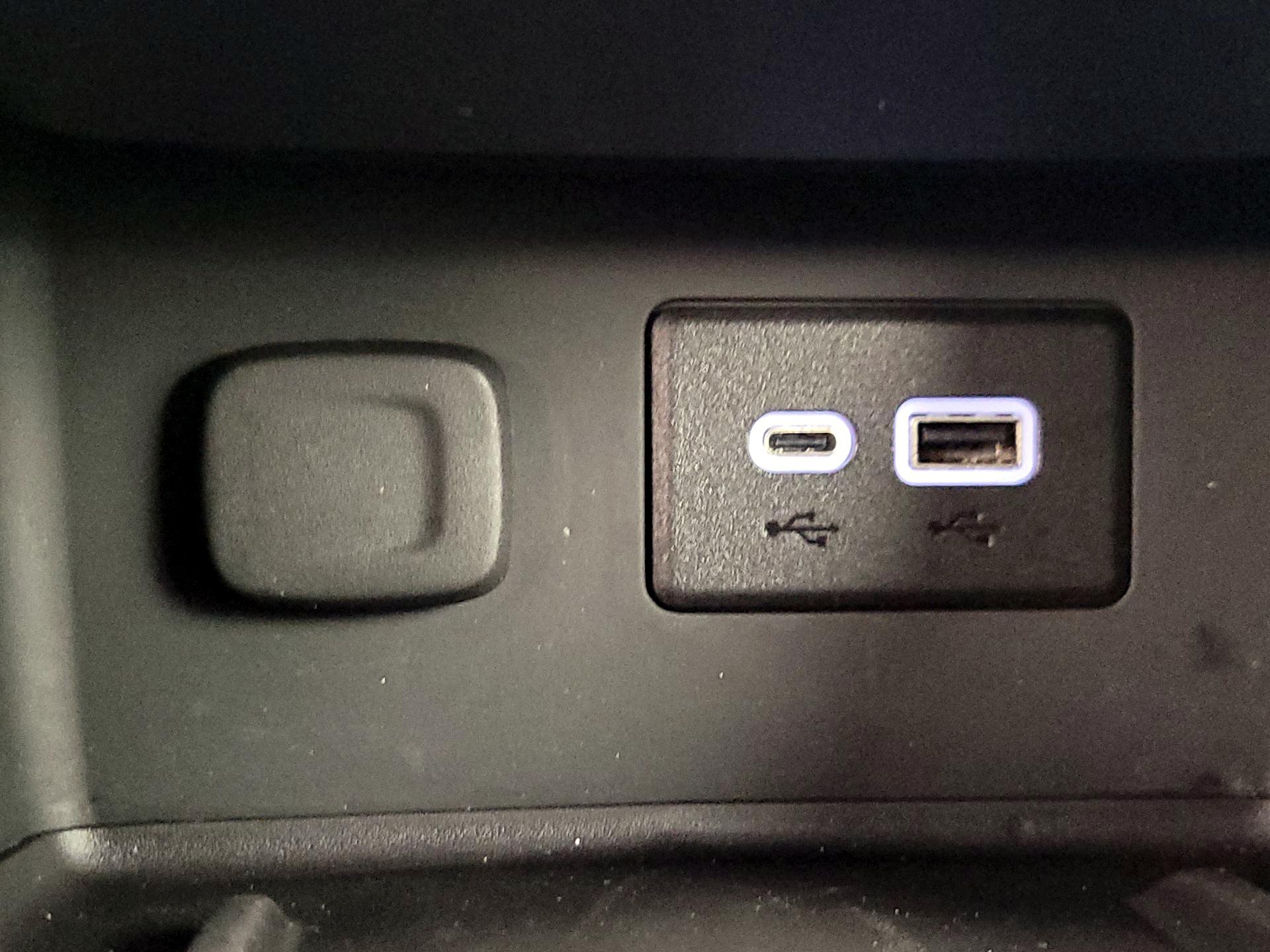 Thumbnail: 2023 GMC Acadia - 18