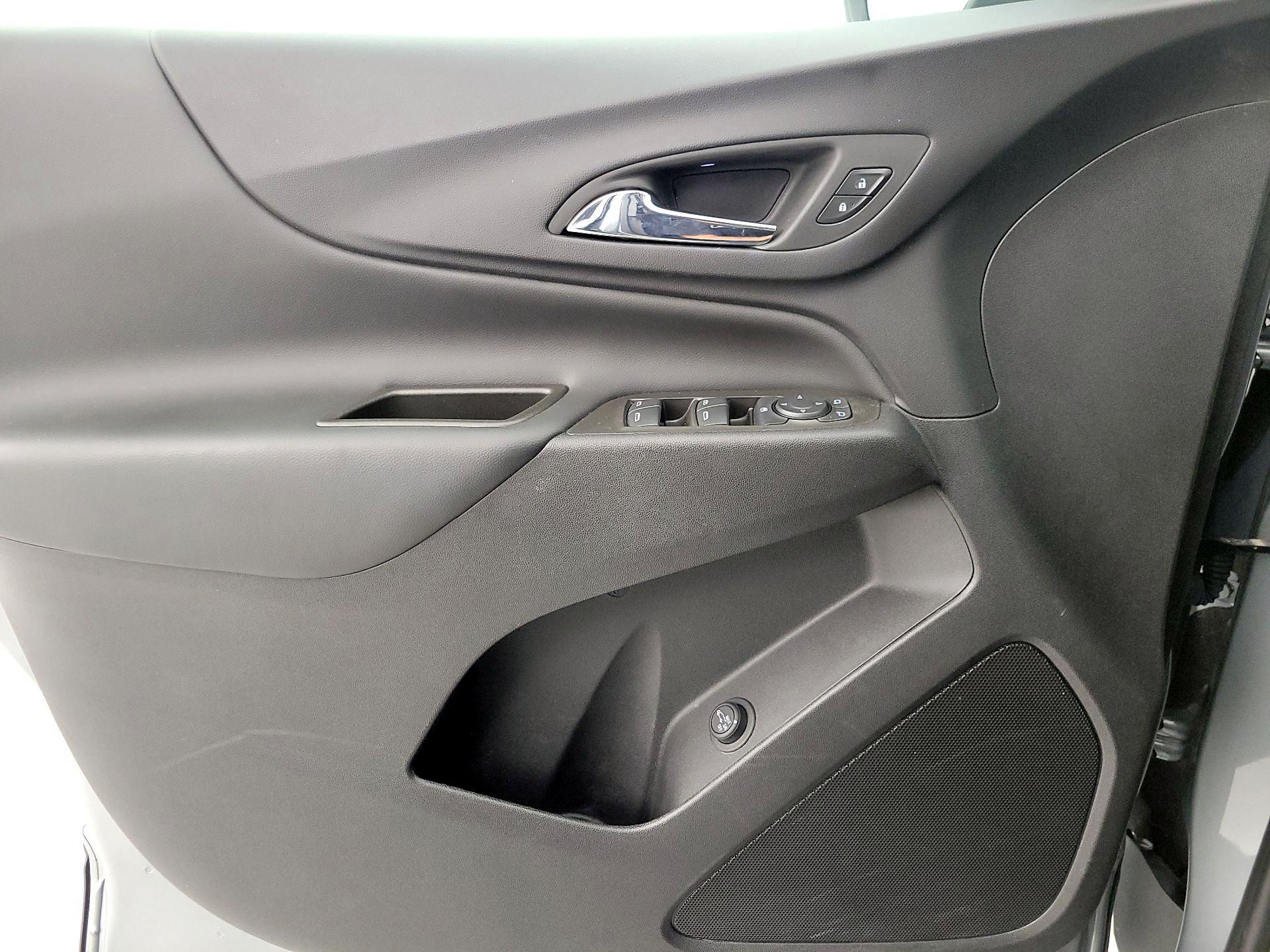 Thumbnail: 2023 Chevrolet Equinox - 12