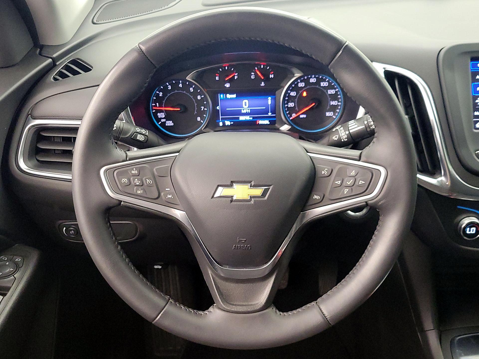 Thumbnail: 2022 Chevrolet Equinox - 10