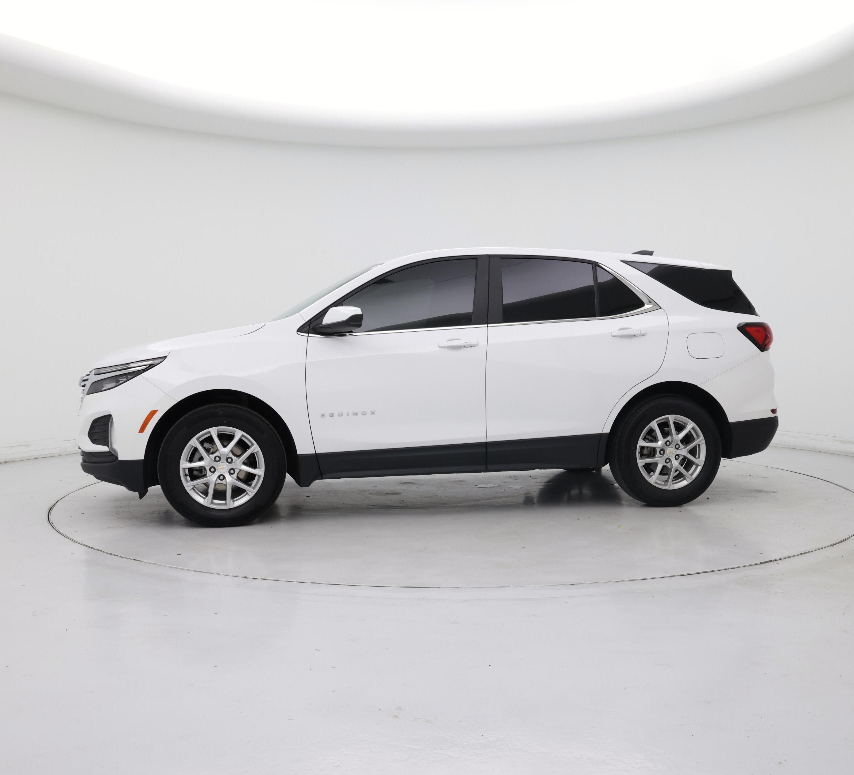 Thumbnail: 2022 Chevrolet Equinox - 3