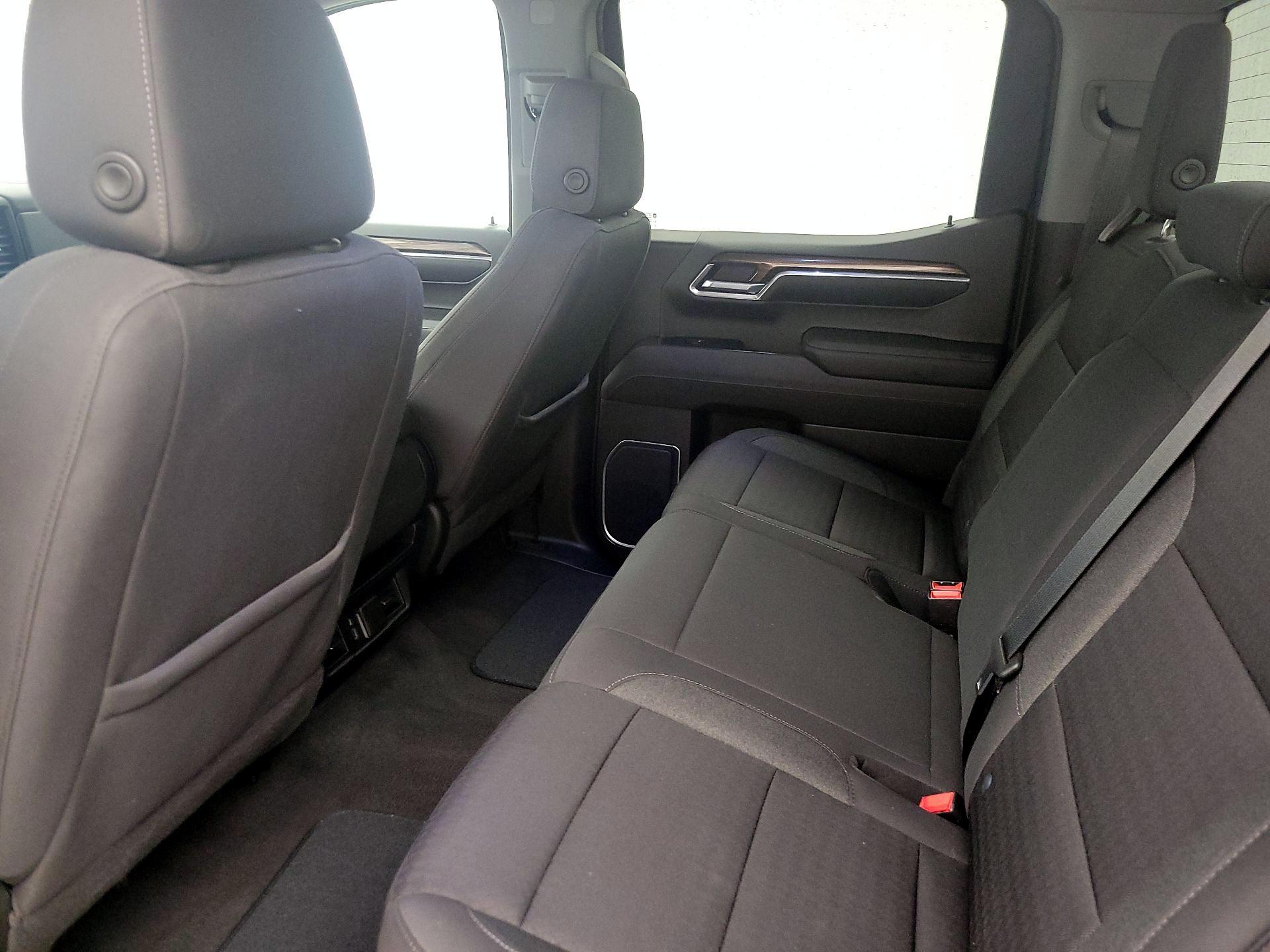 Thumbnail: 2022 Chevrolet Silverado 1500 - 19