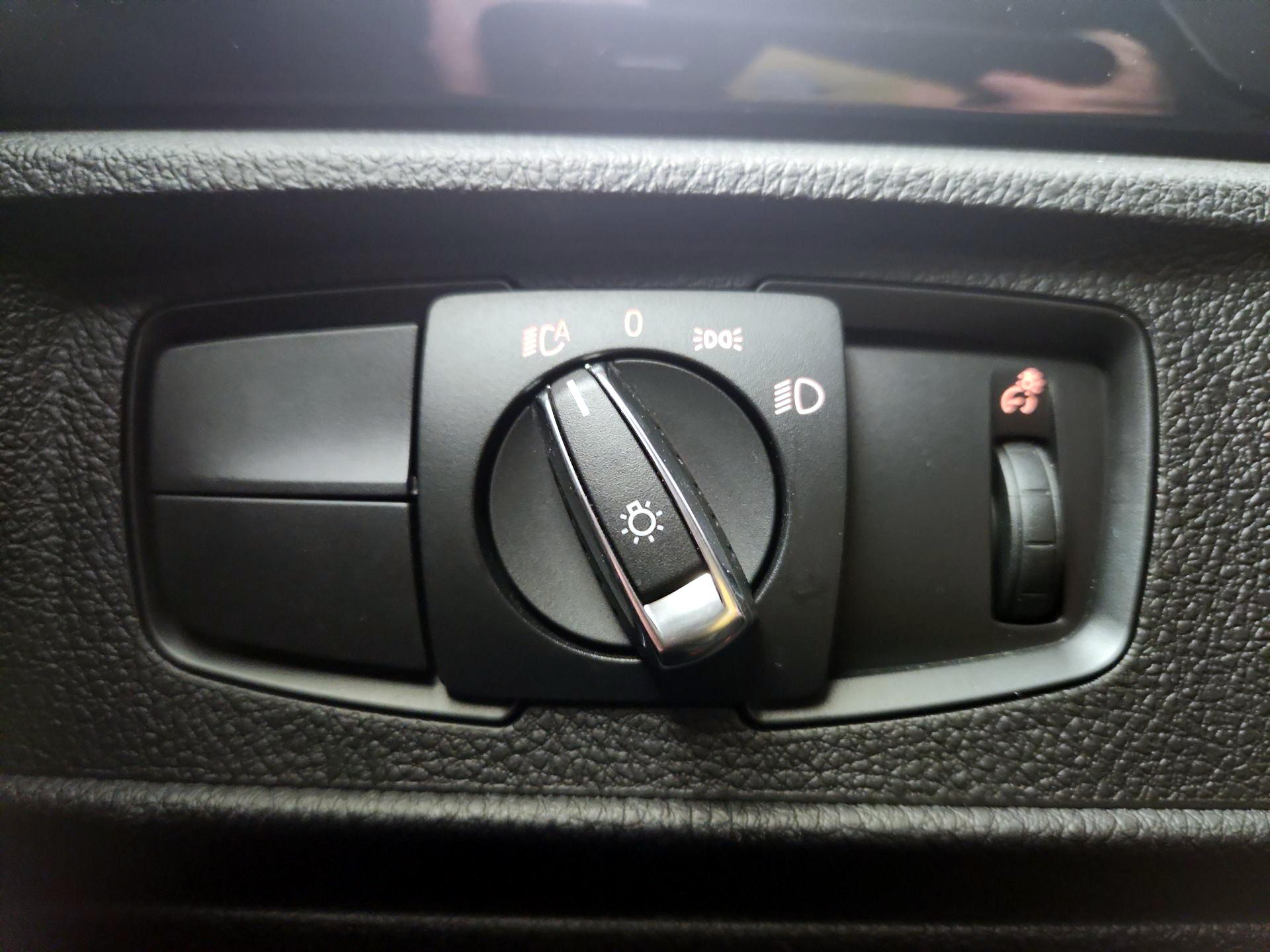 Thumbnail: 2017 BMW M2 - 13