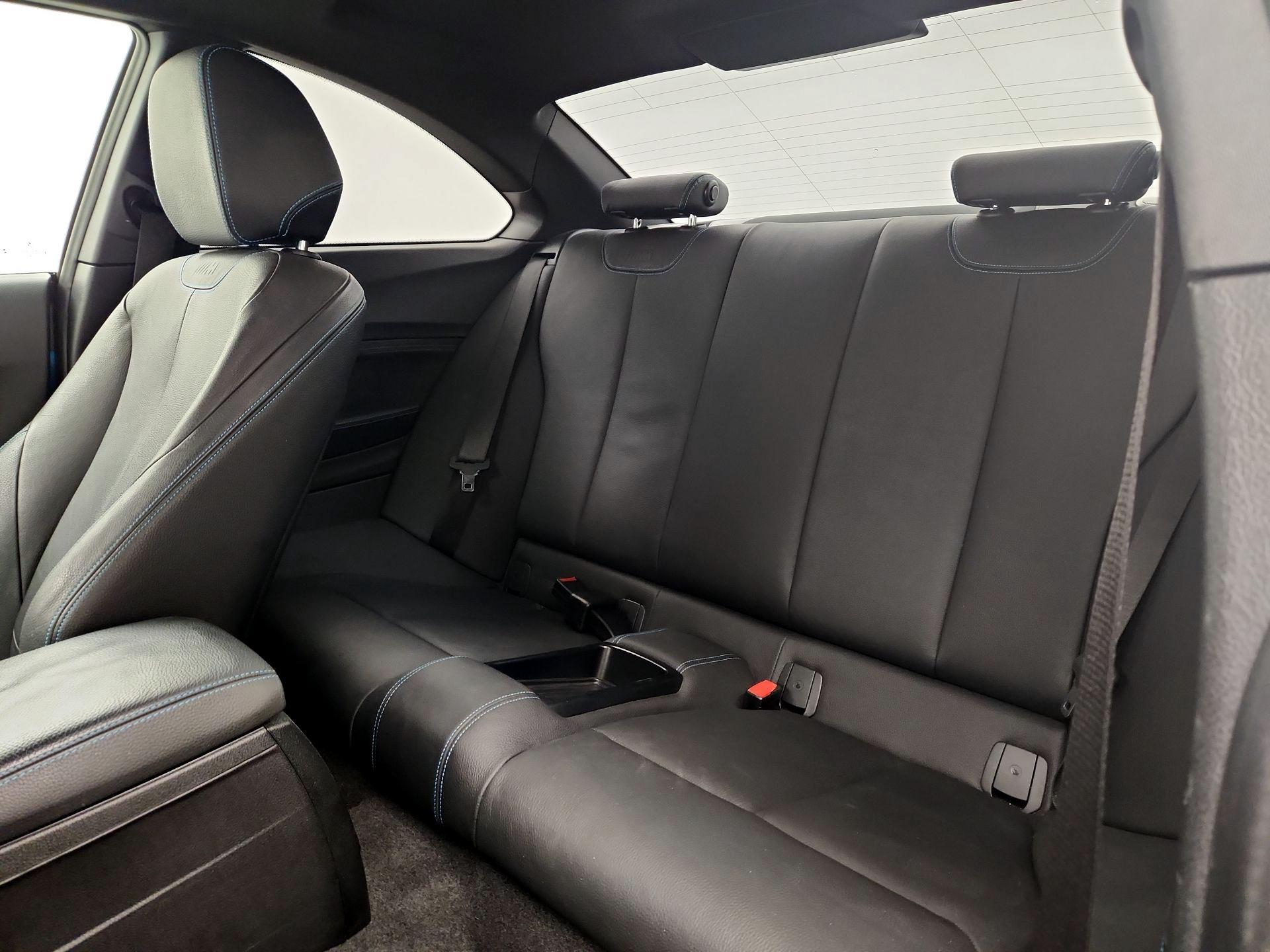 Thumbnail: 2017 BMW M2 - 20