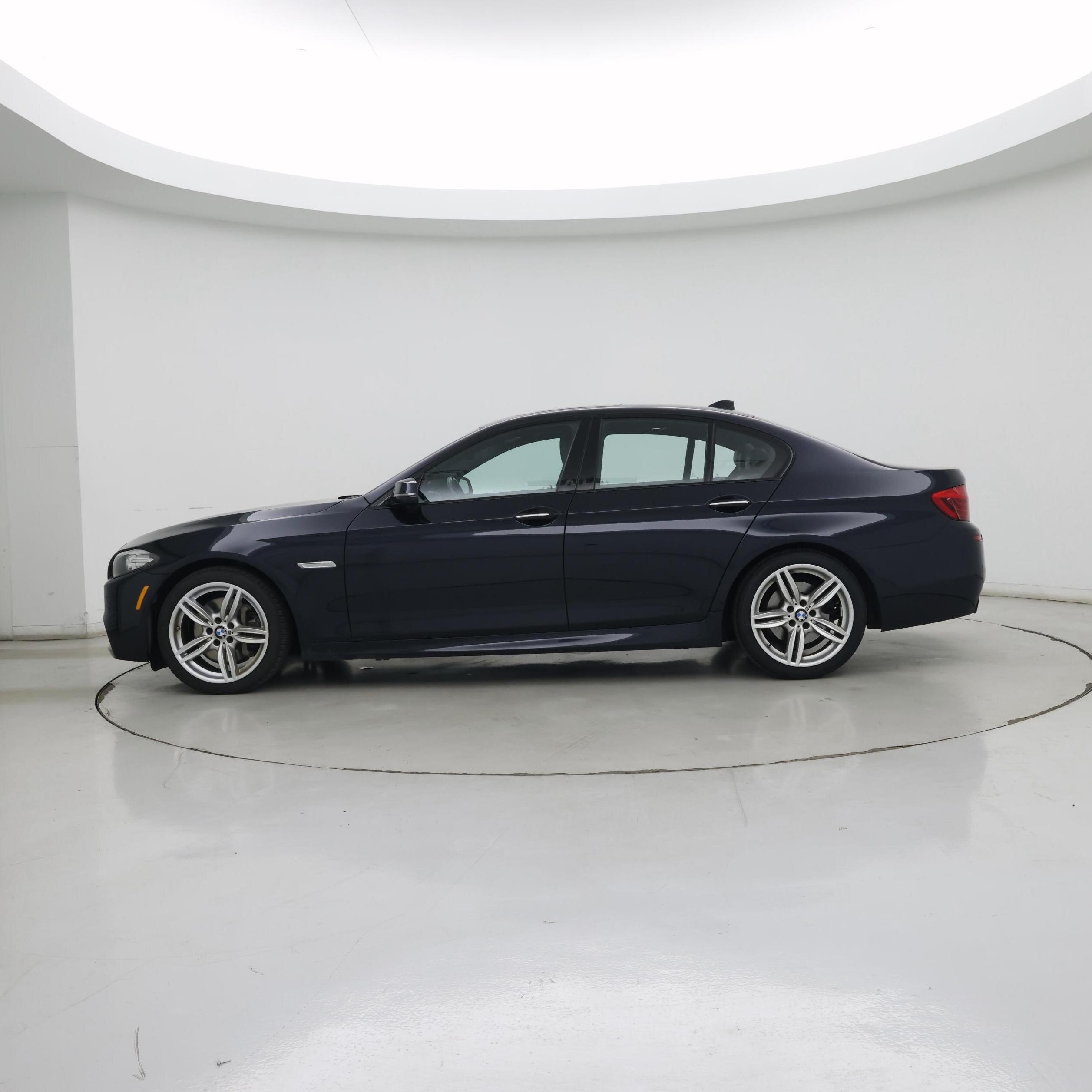 Thumbnail: 2014 BMW 5 Series - 3