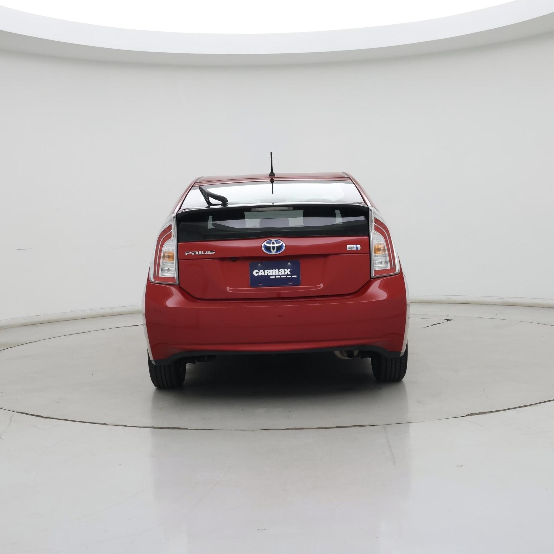 Thumbnail: 2015 Toyota Prius - 6