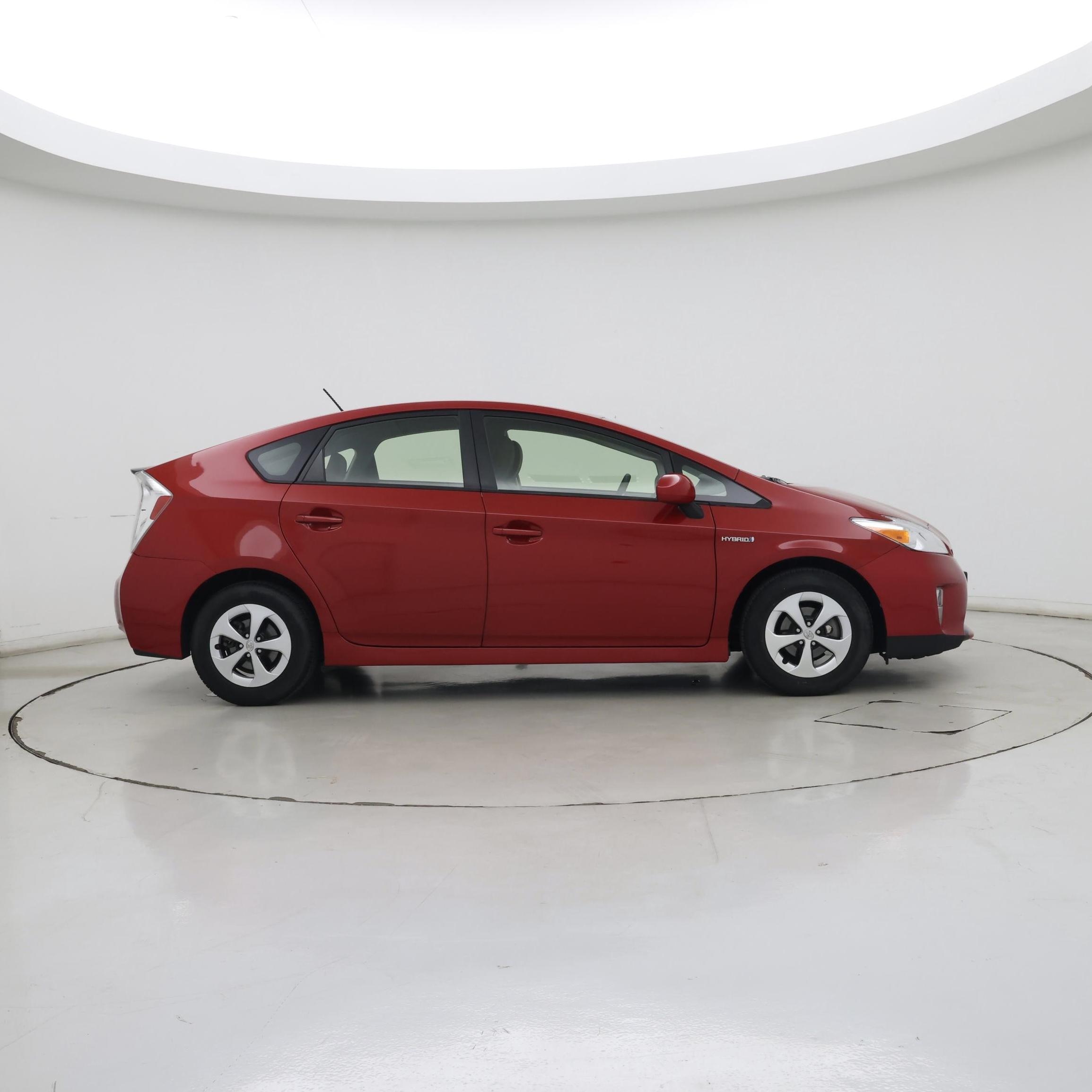 Thumbnail: 2015 Toyota Prius - 7