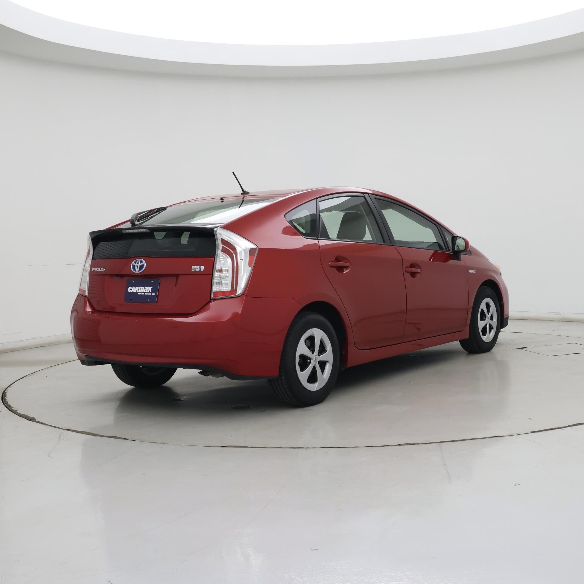 Thumbnail: 2015 Toyota Prius - 8