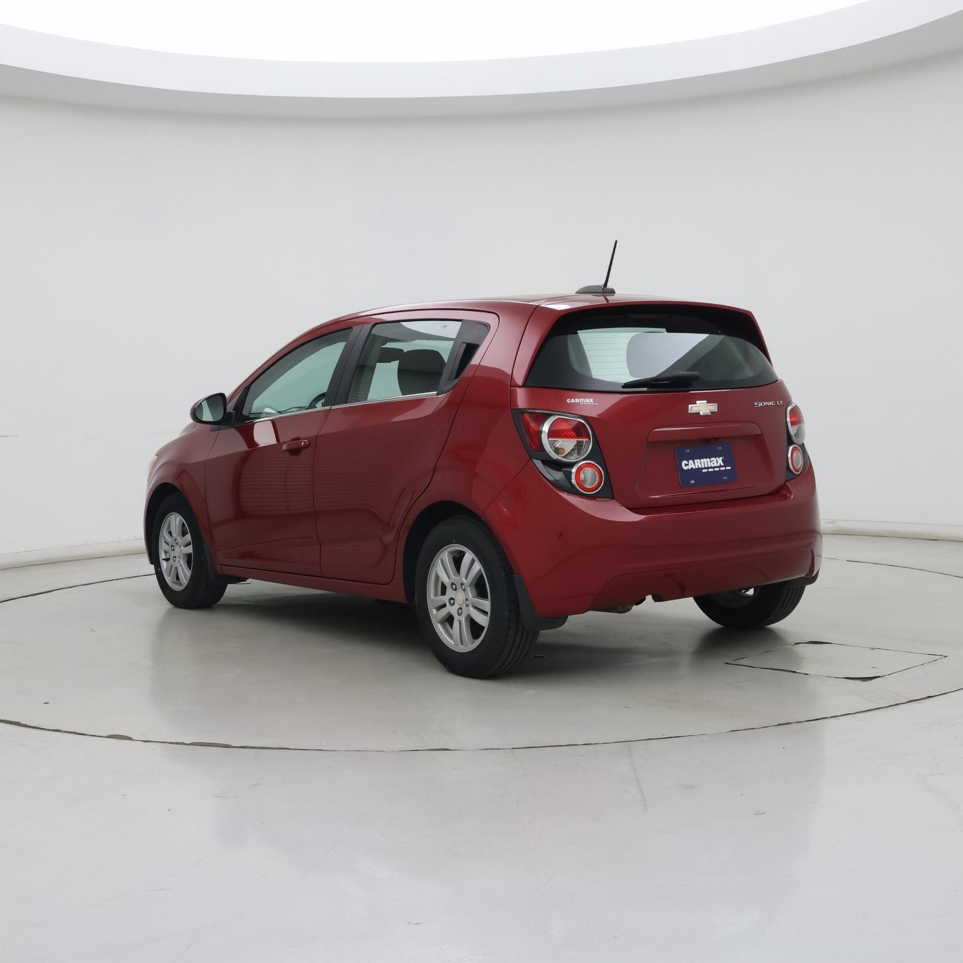 Thumbnail: 2016 Chevrolet Sonic - 2
