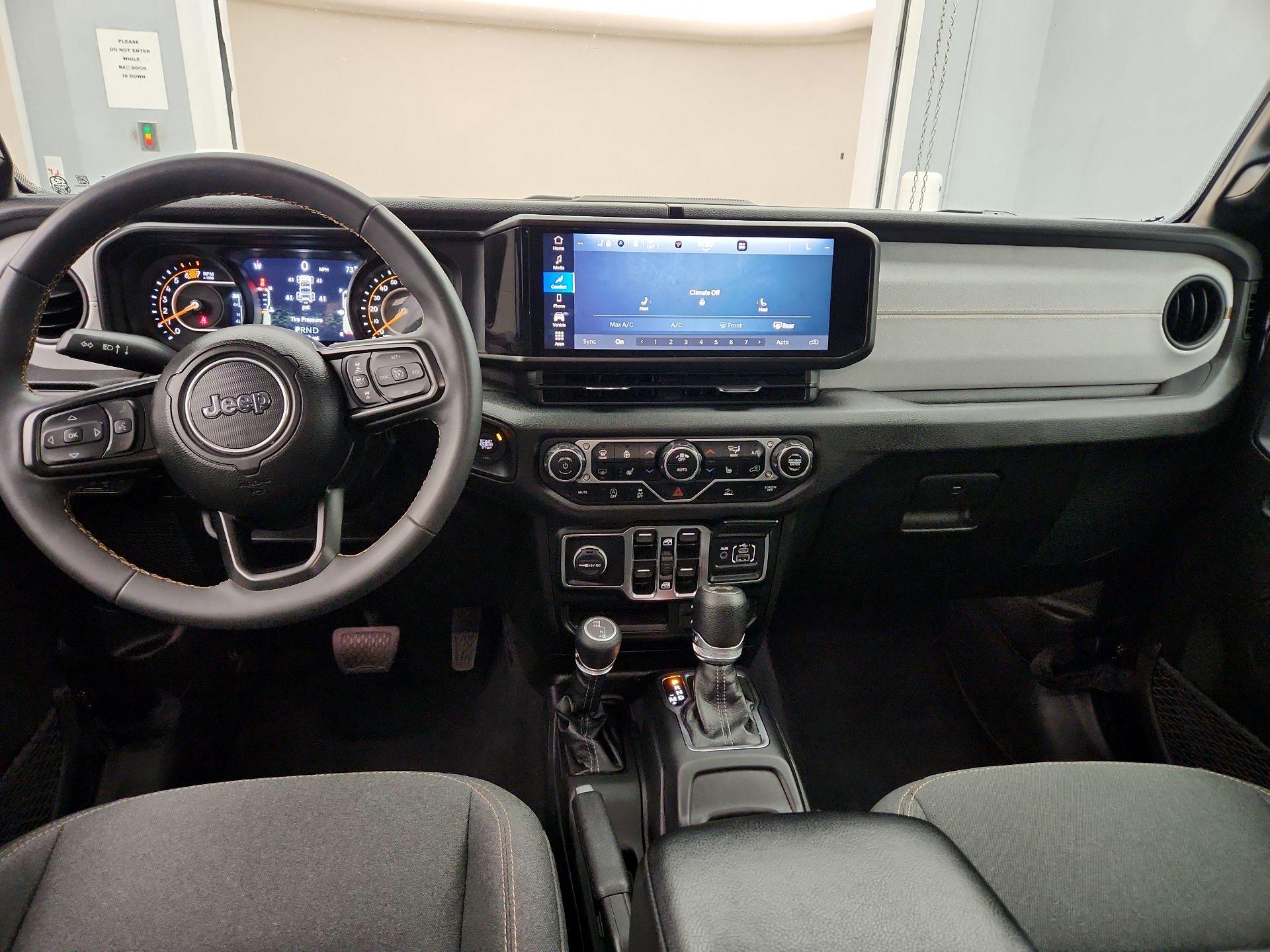 Thumbnail: 2024 Jeep Wrangler - 9