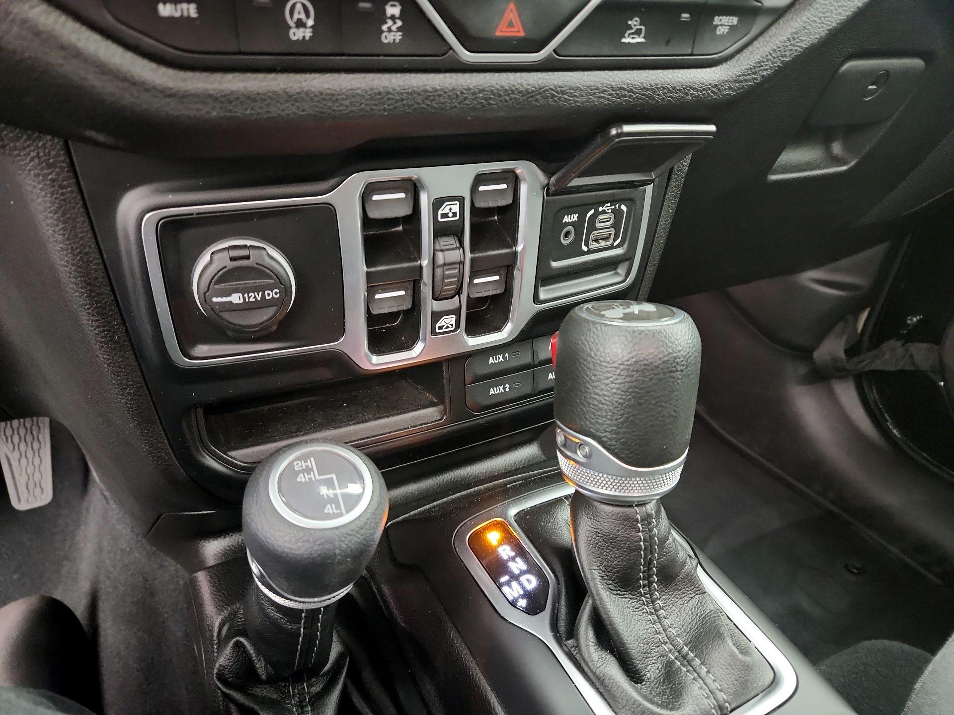 Thumbnail: 2024 Jeep Wrangler - 18