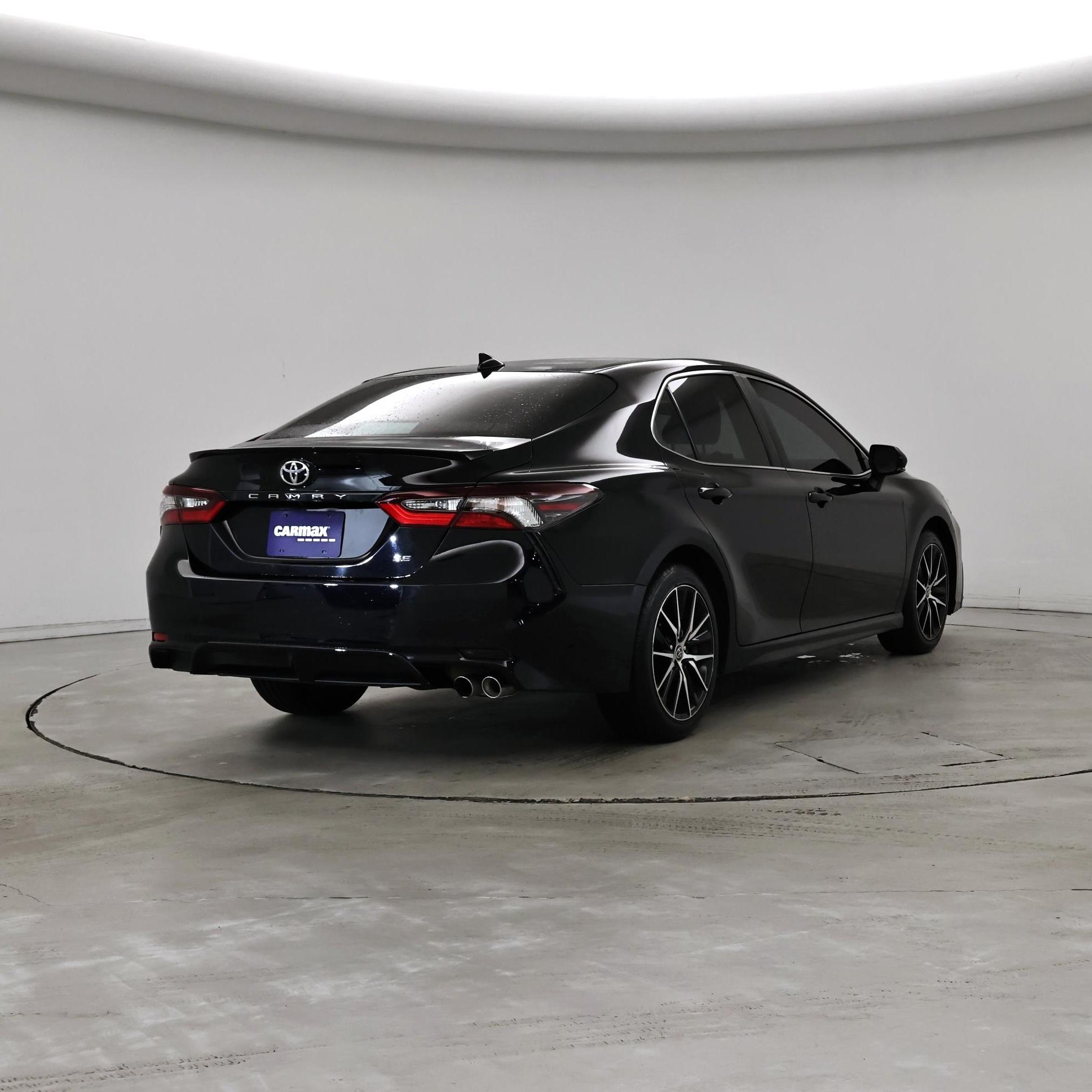 Thumbnail: 2022 Toyota Camry - 8